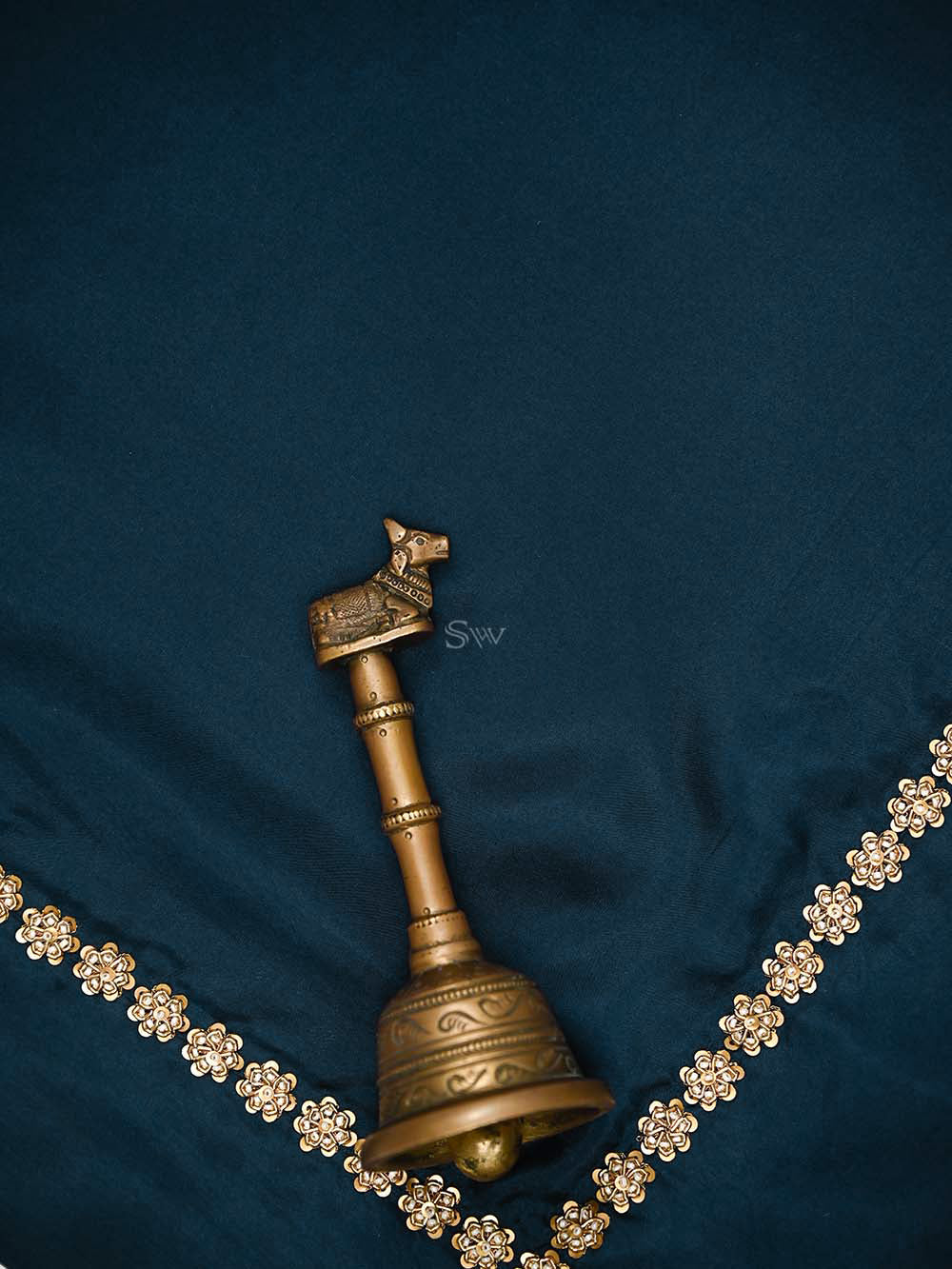 Midnight Blue Embroidery Border Silk Handloom Saree - Sacred Weaves