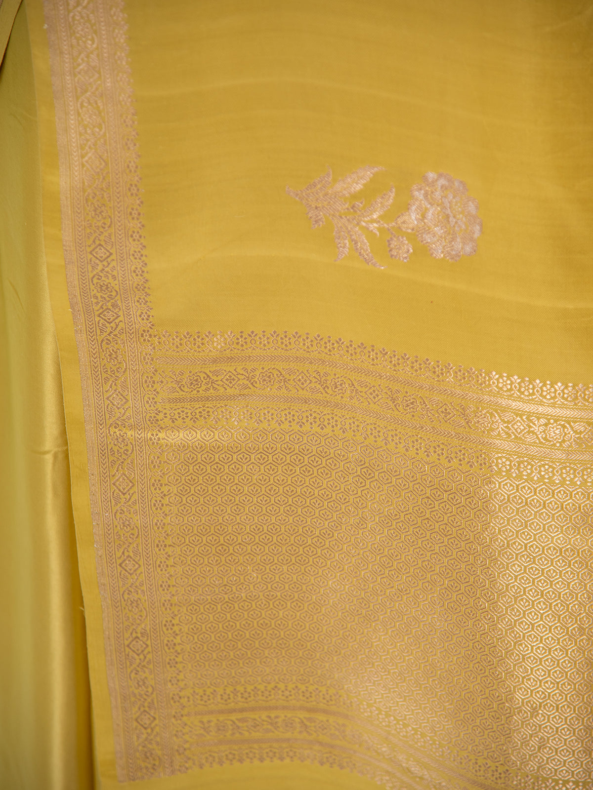 Lime Yellow Sona Roopa Boota Satin Silk Handloom Banarasi Saree - Sacred Weaves