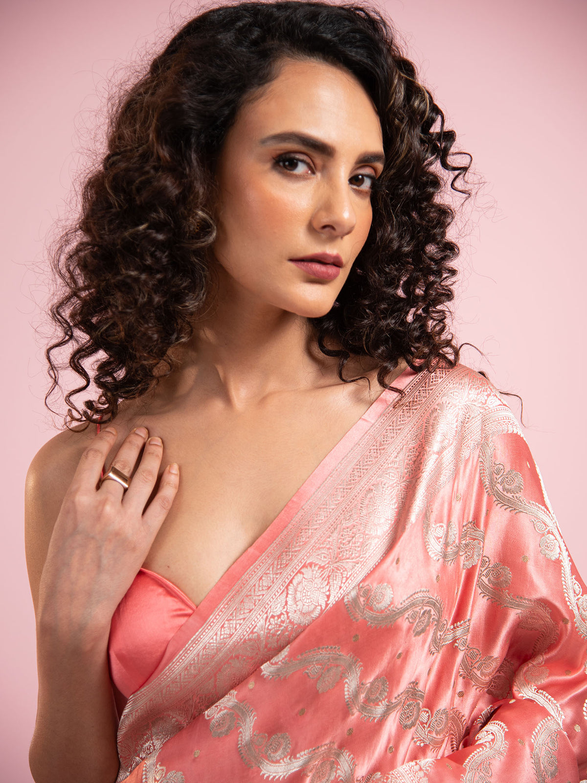 Coral Pink Satin Sona Roopa Jaal Handloom Banarasi Saree - Sacred Weaves