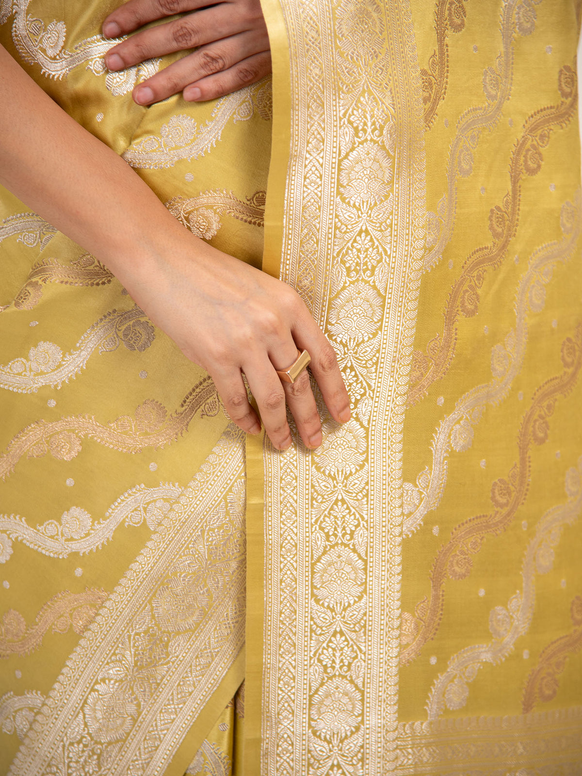 Lime Yellow Satin Sona Roopa Jaal Handloom Banarasi Saree - Sacred Weaves