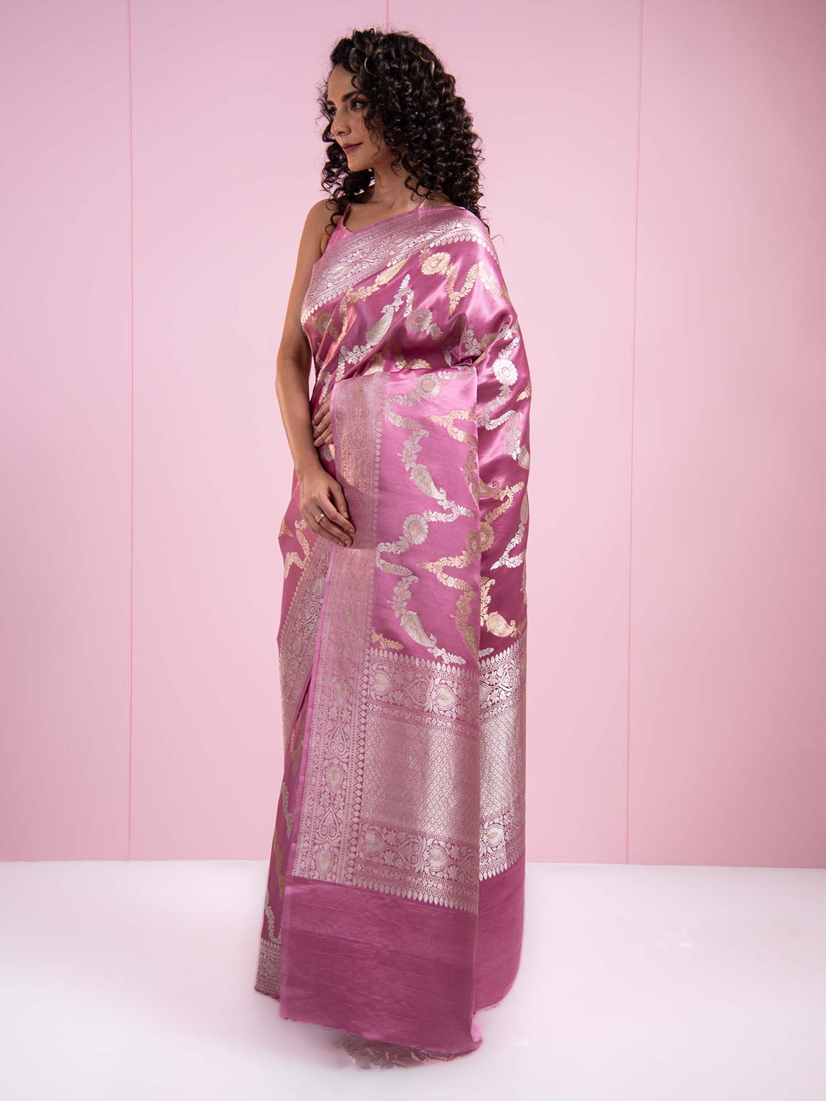 Onion Pink Satin Sona Roopa Jaal Handloom Banarasi Saree