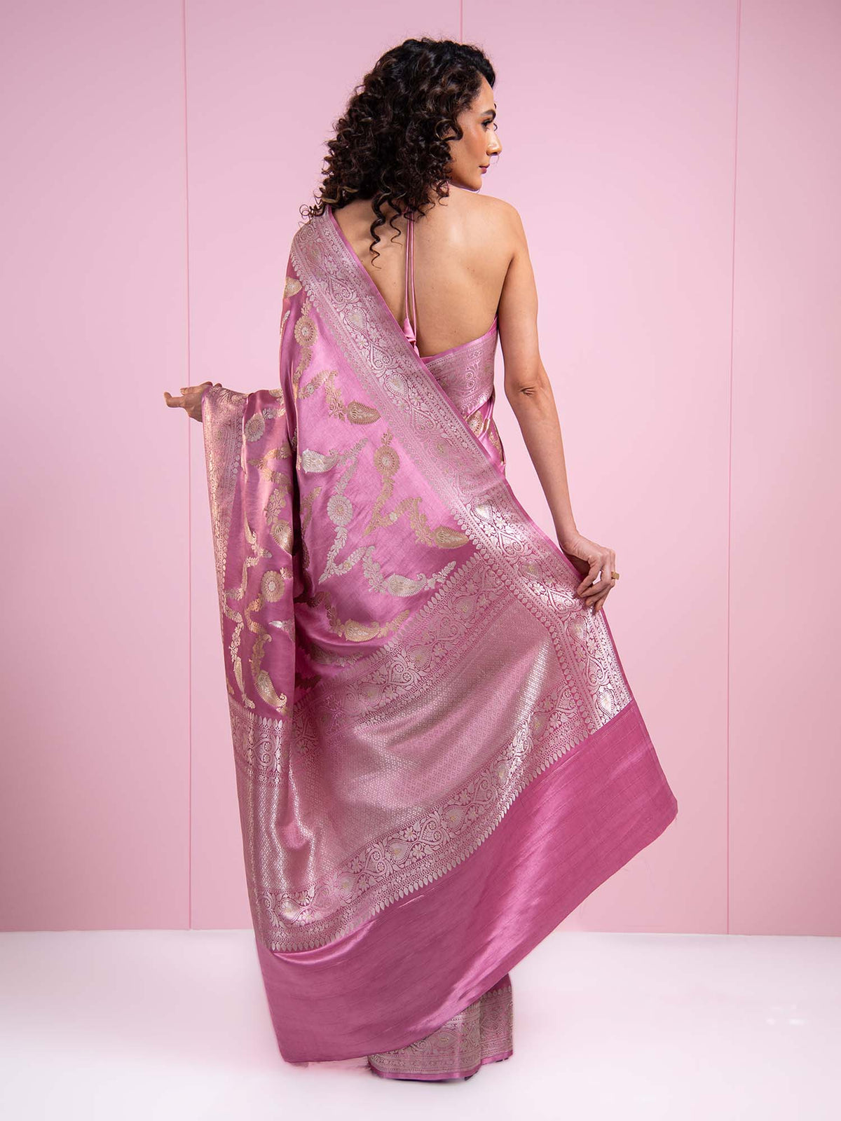 Onion Pink Satin Sona Roopa Jaal Handloom Banarasi Saree
