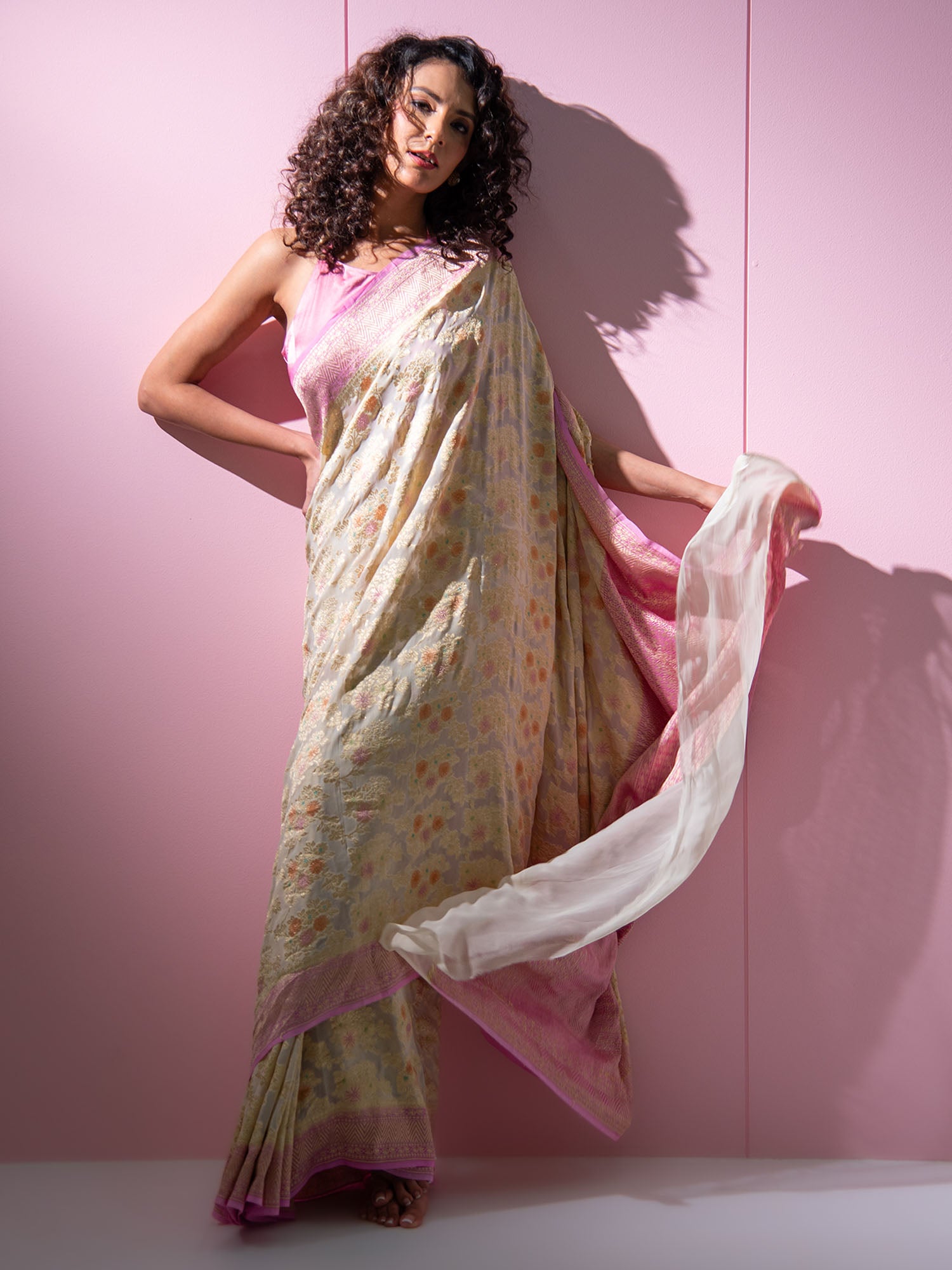 Off-White Rangkat Jaal Khaddi Georgette Handloom Banarasi Saree - Sacred Weaves