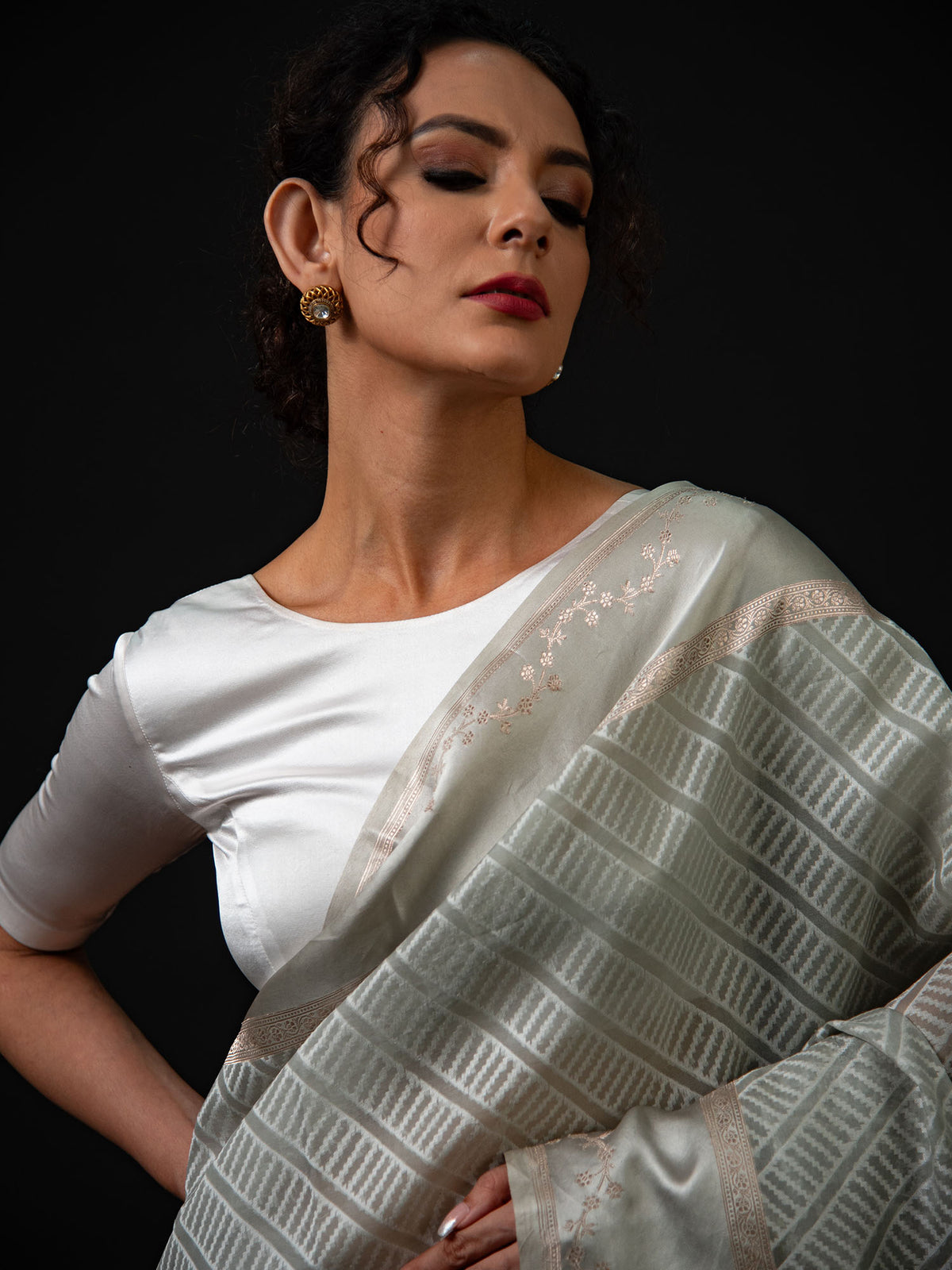 Pastel Grey Organza Handloom Banarasi Saree - Sacred Weaves