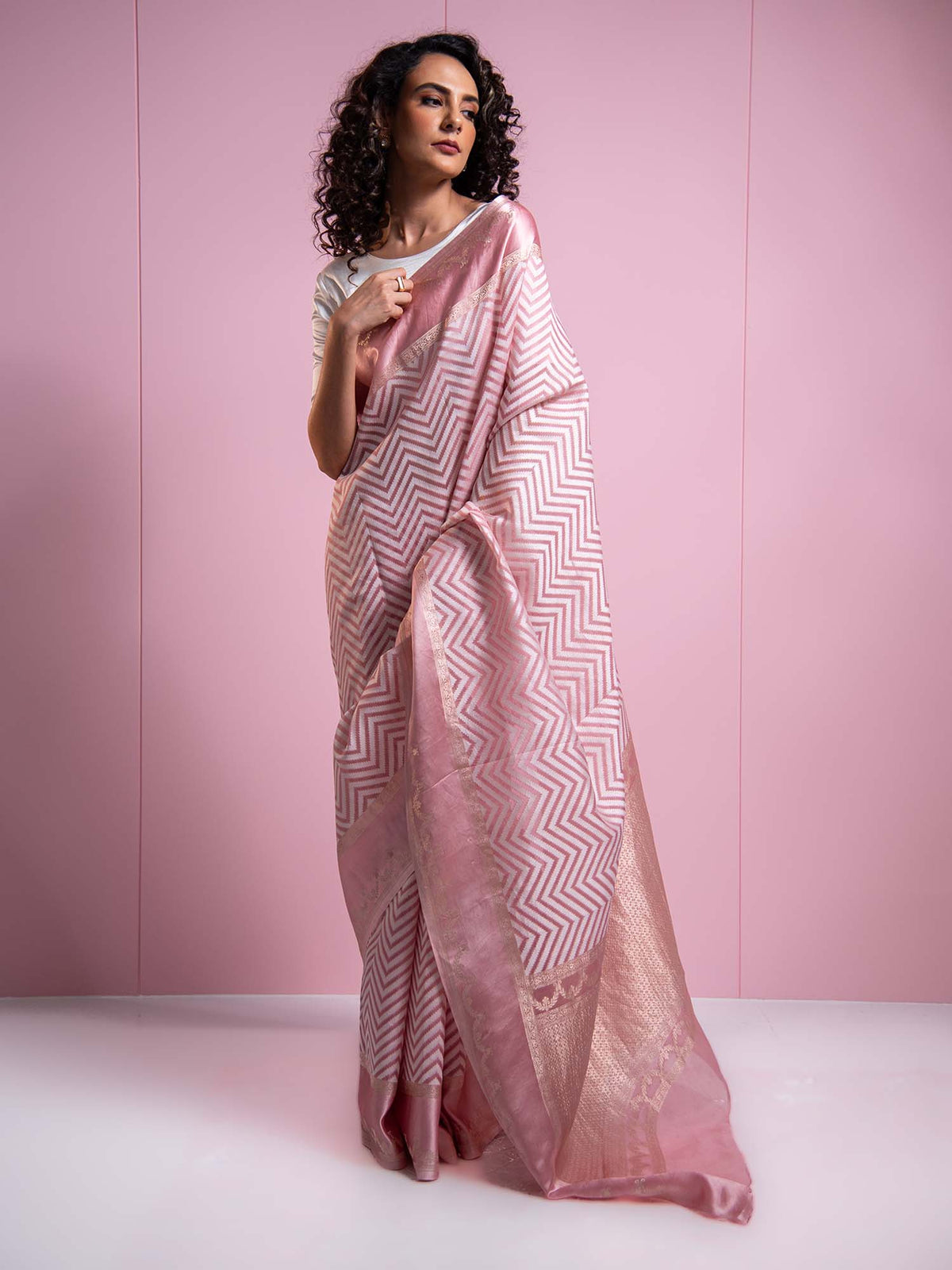 Pastel Pink Organza Handloom Banarasi Saree - Sacred Weaves