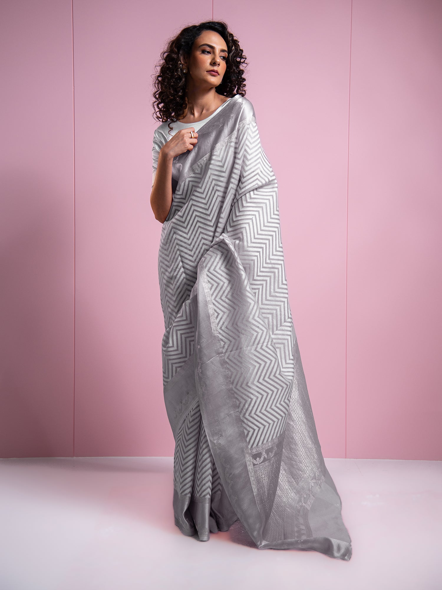 Pastel Grey Organza Handloom Banarasi Saree - Sacred Weaves