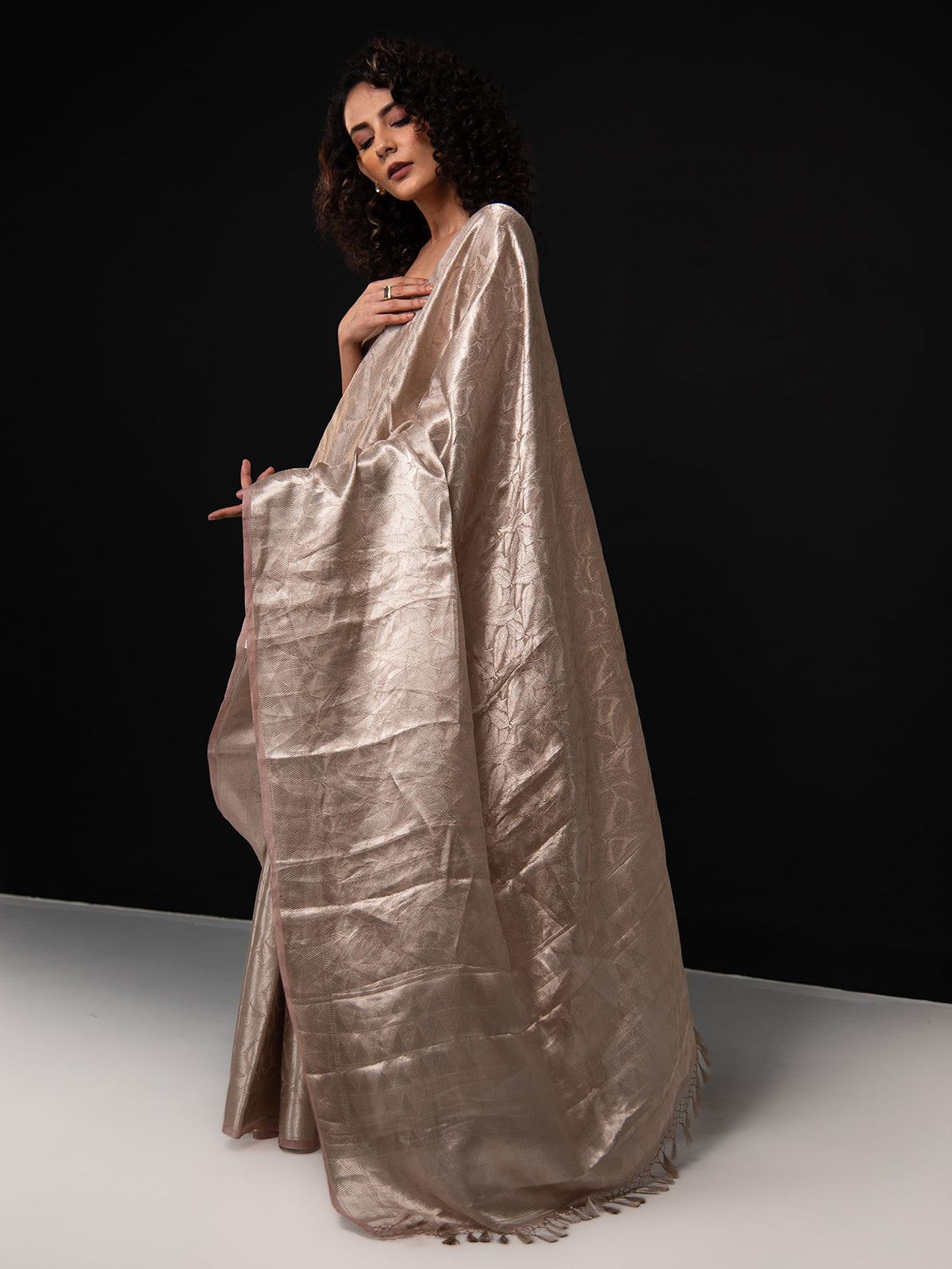 Dusky Pink Tissue Brocade Handloom Banarasi Saree - Sacred Weaves
