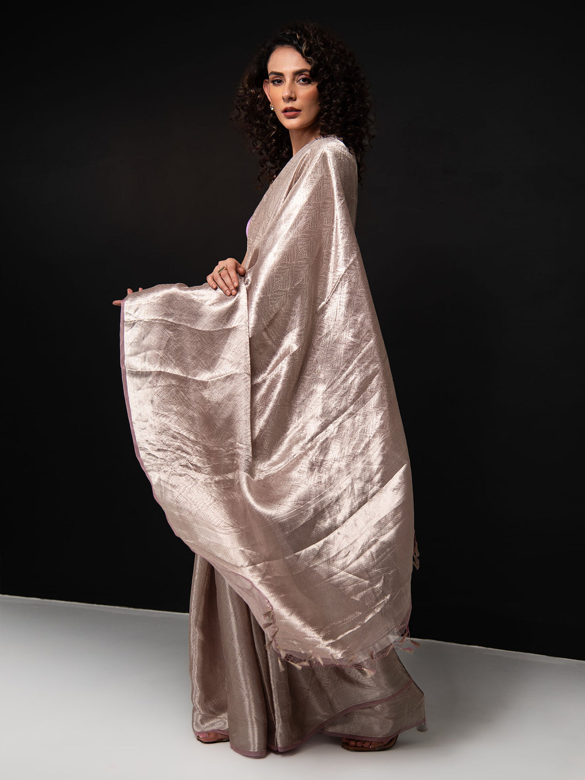 Mauve Tissue Brocade Handloom Banarasi Saree - Sacred Weaves