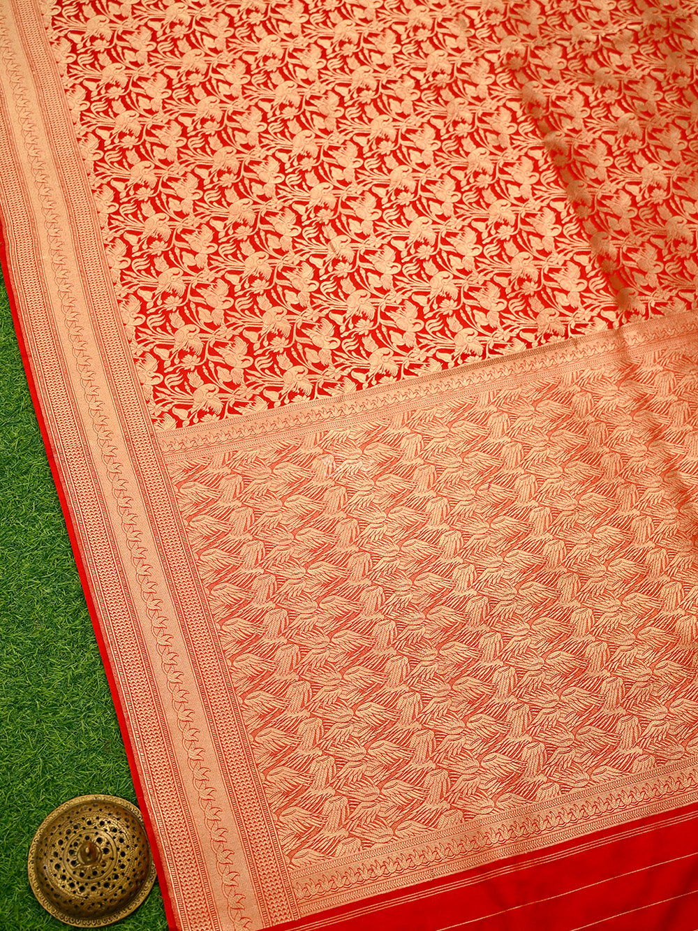 Red Silk Shikargah Brocade Handloom Banarasi Saree - Sacred Weaves