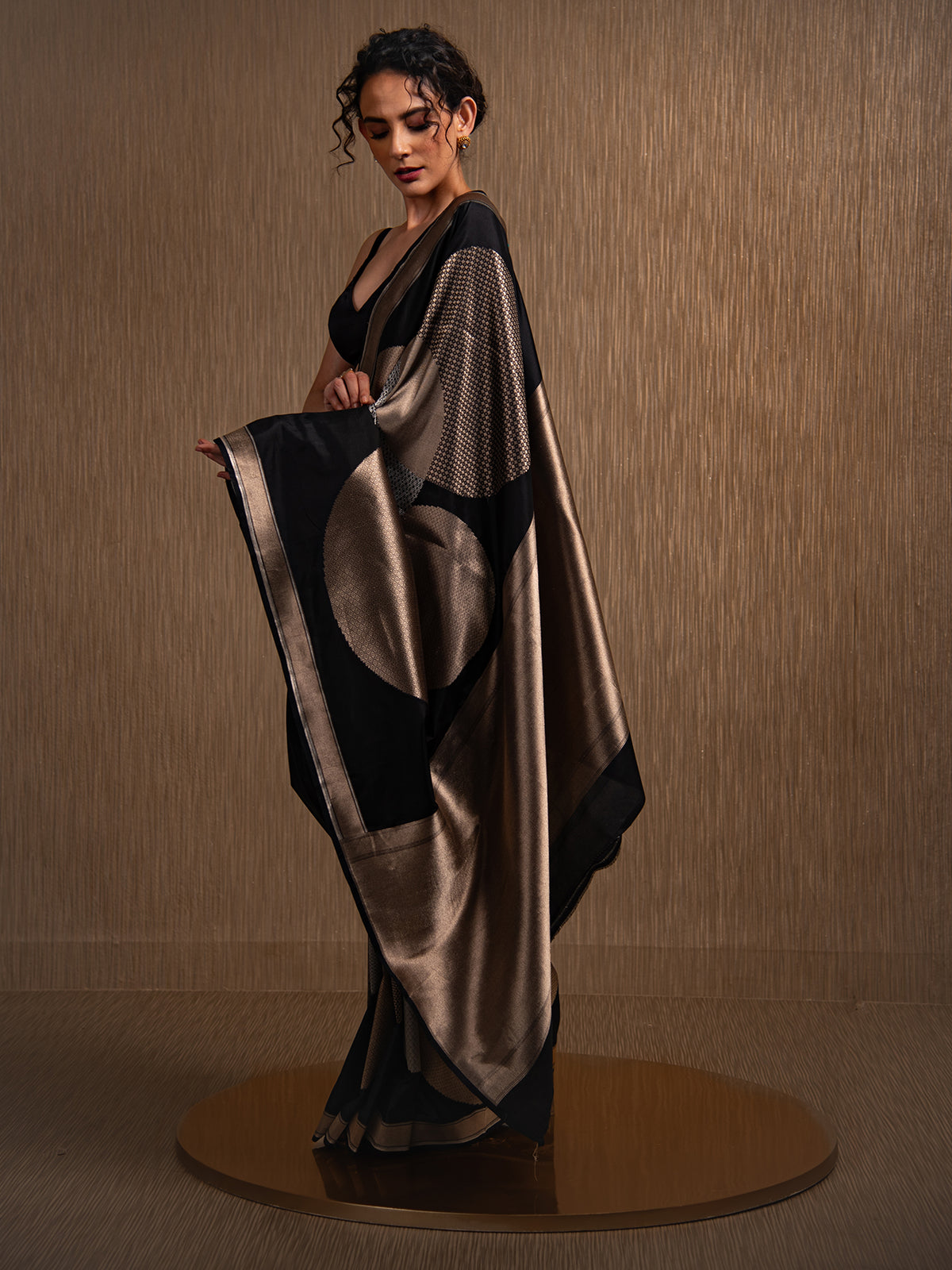 Black Katan Silk Handloom Banarasi Saree - Sacred Weaves