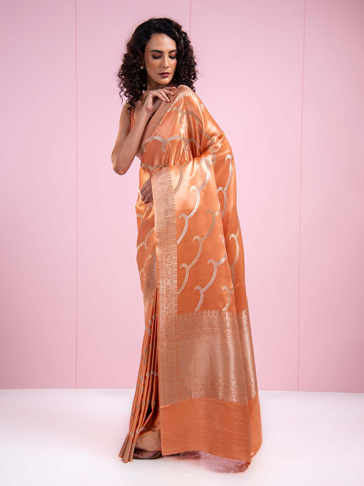 Peach Satin Sona Roopa Leheriya Handloom Banarasi Saree - Sacred Weaves