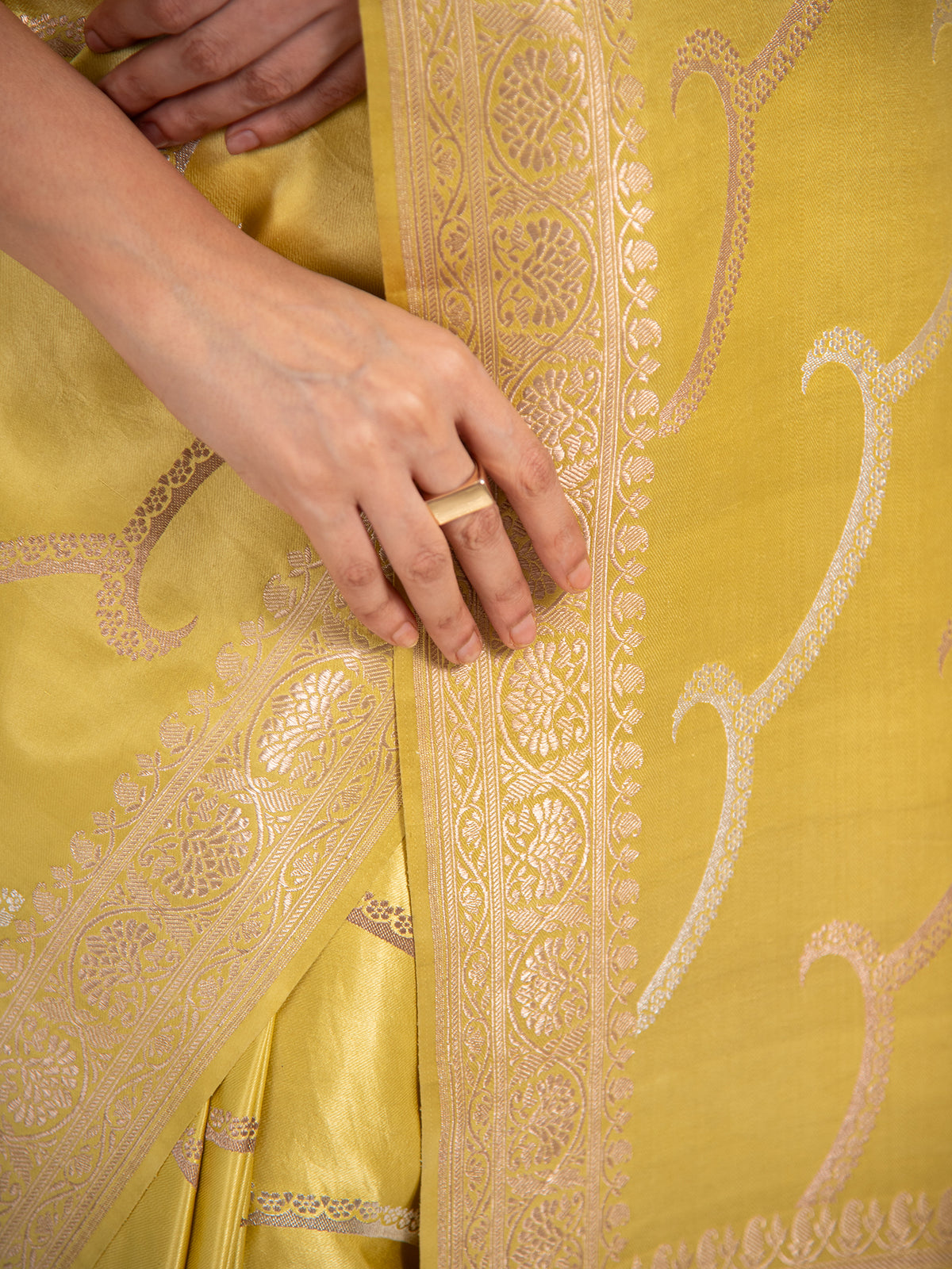 Lime Yellow Satin Sona Roopa Leheriya Handloom Banarasi Saree - Sacred Weaves