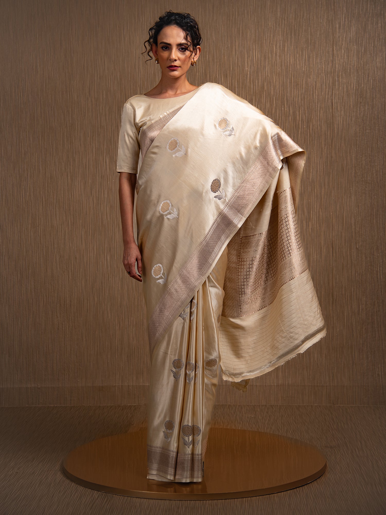 Cream Sona Roopa Boota Satin Silk Handloom Banarasi Saree - Sacred Weaves