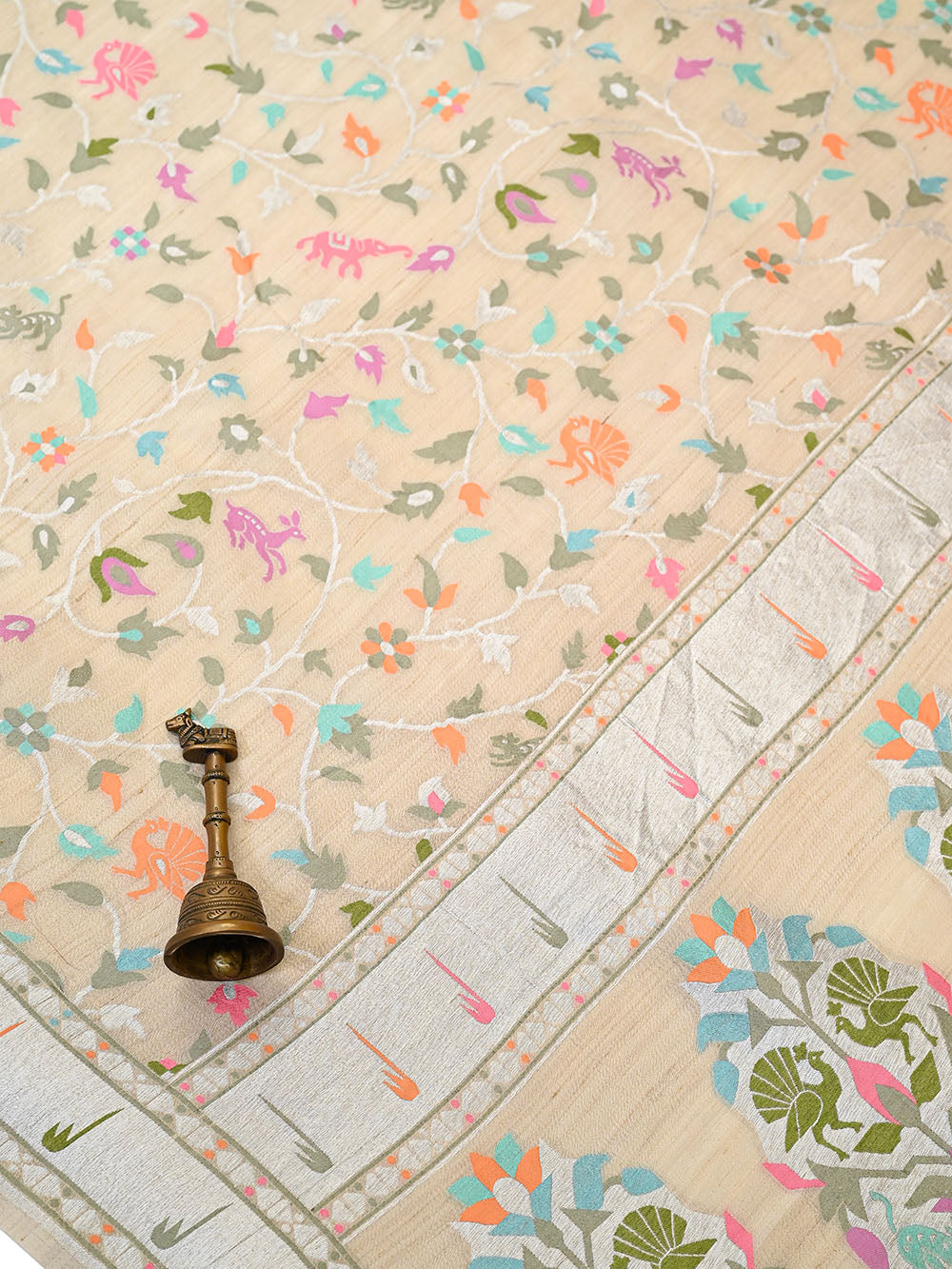Off White Meenakari Jaal Moonga Tussar Silk Handloom Banarasi Saree - Sacred Weaves