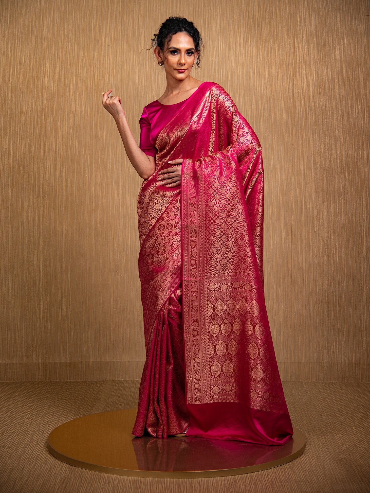 Dark Magenta Satin Brocade Handloom Banarasi Saree - undefined