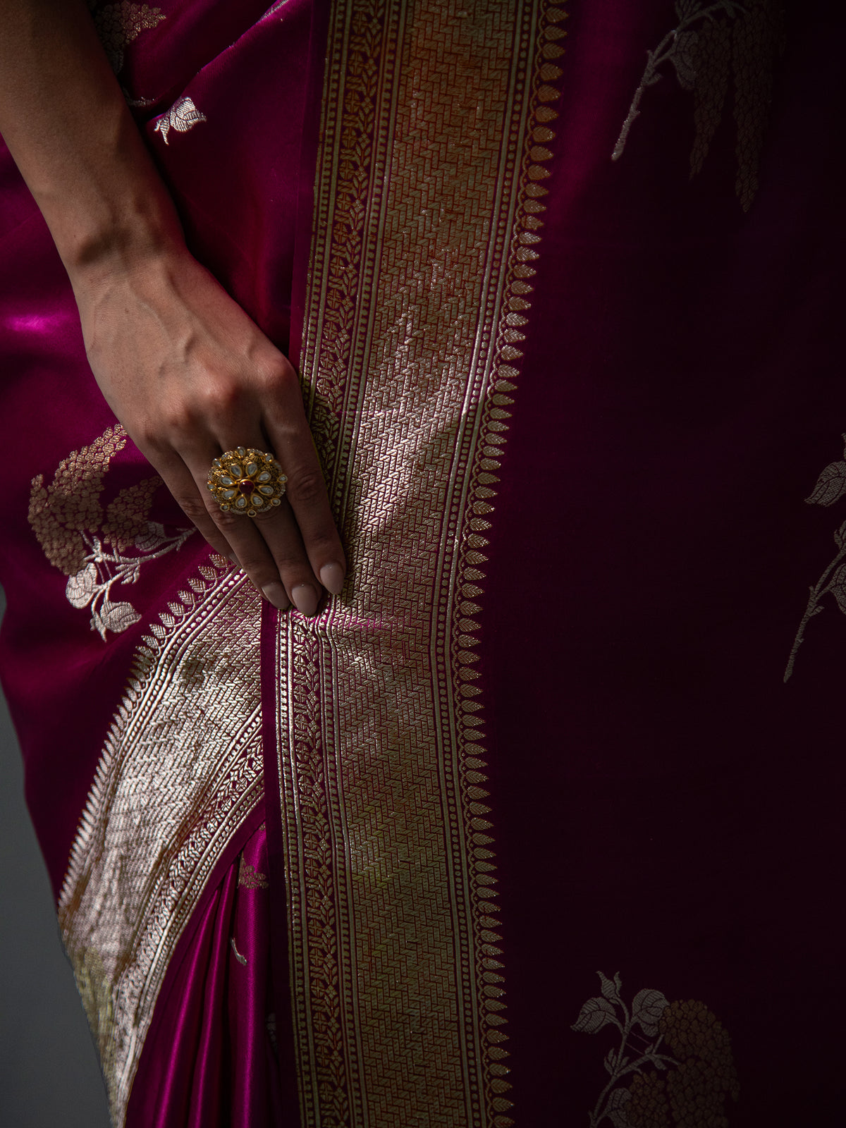 Dark Magenta Boota Satin Silk Handloom Banarasi Saree - Sacred Weaves