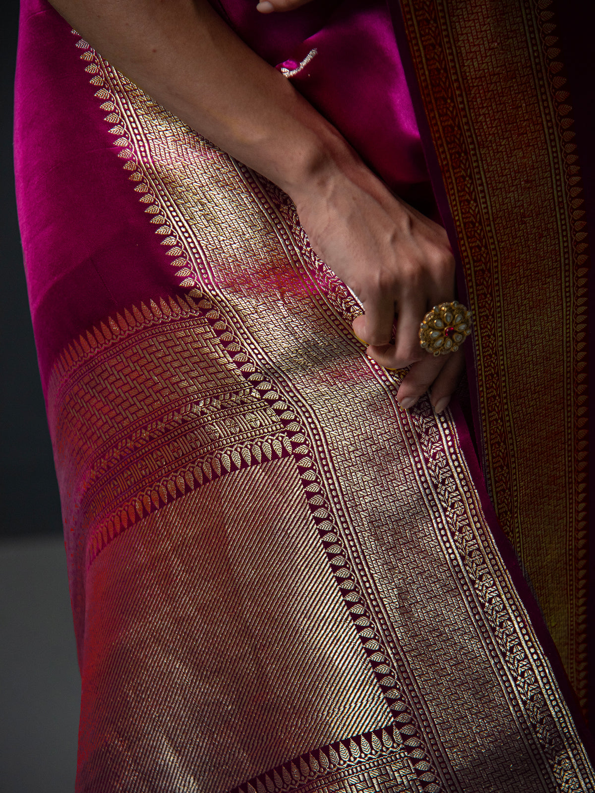 Dark Magenta Boota Satin Silk Handloom Banarasi Saree - Sacred Weaves