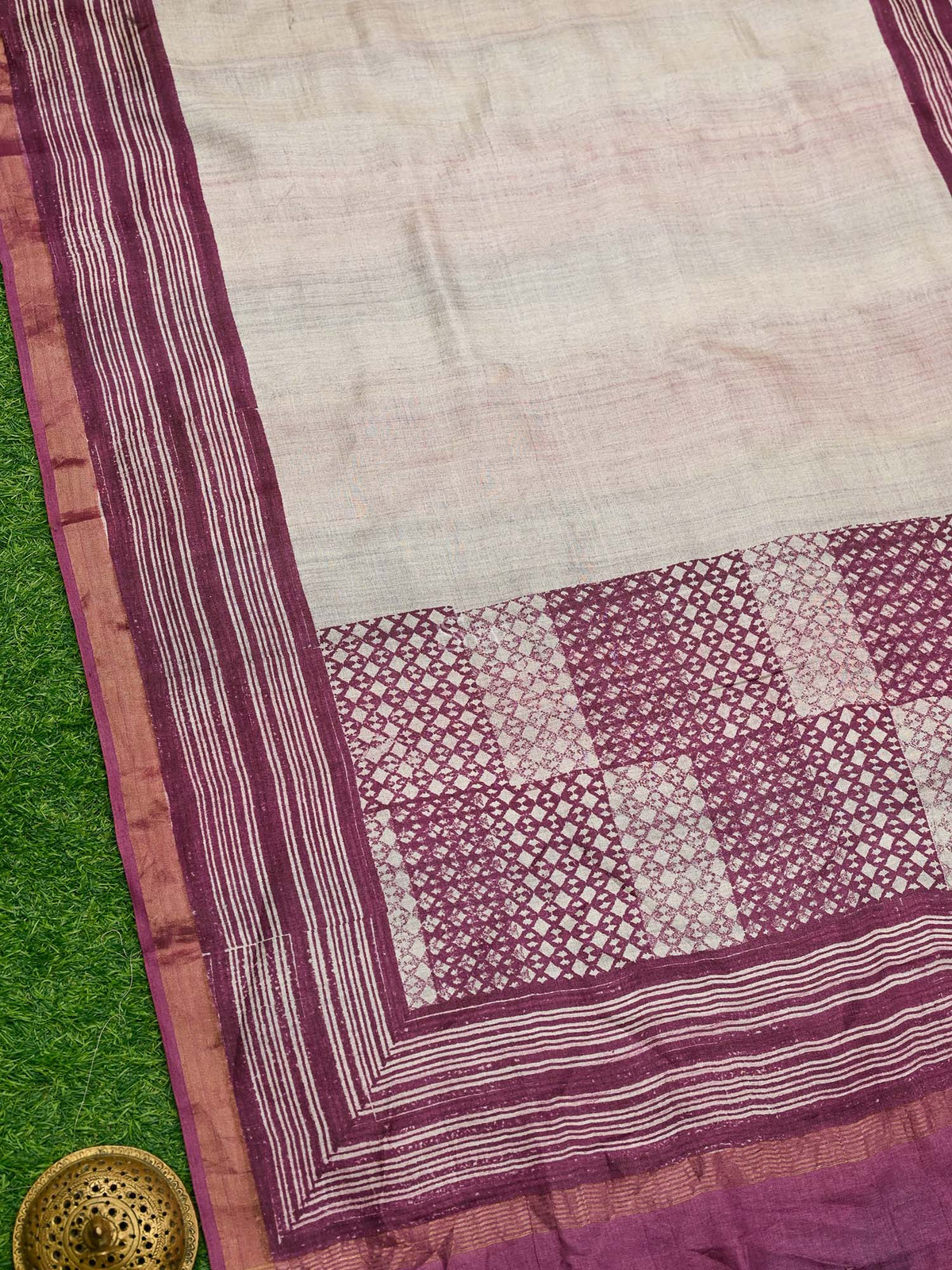Dark Magenta Embroidery Tussar Silk Handloom Banarasi Suit