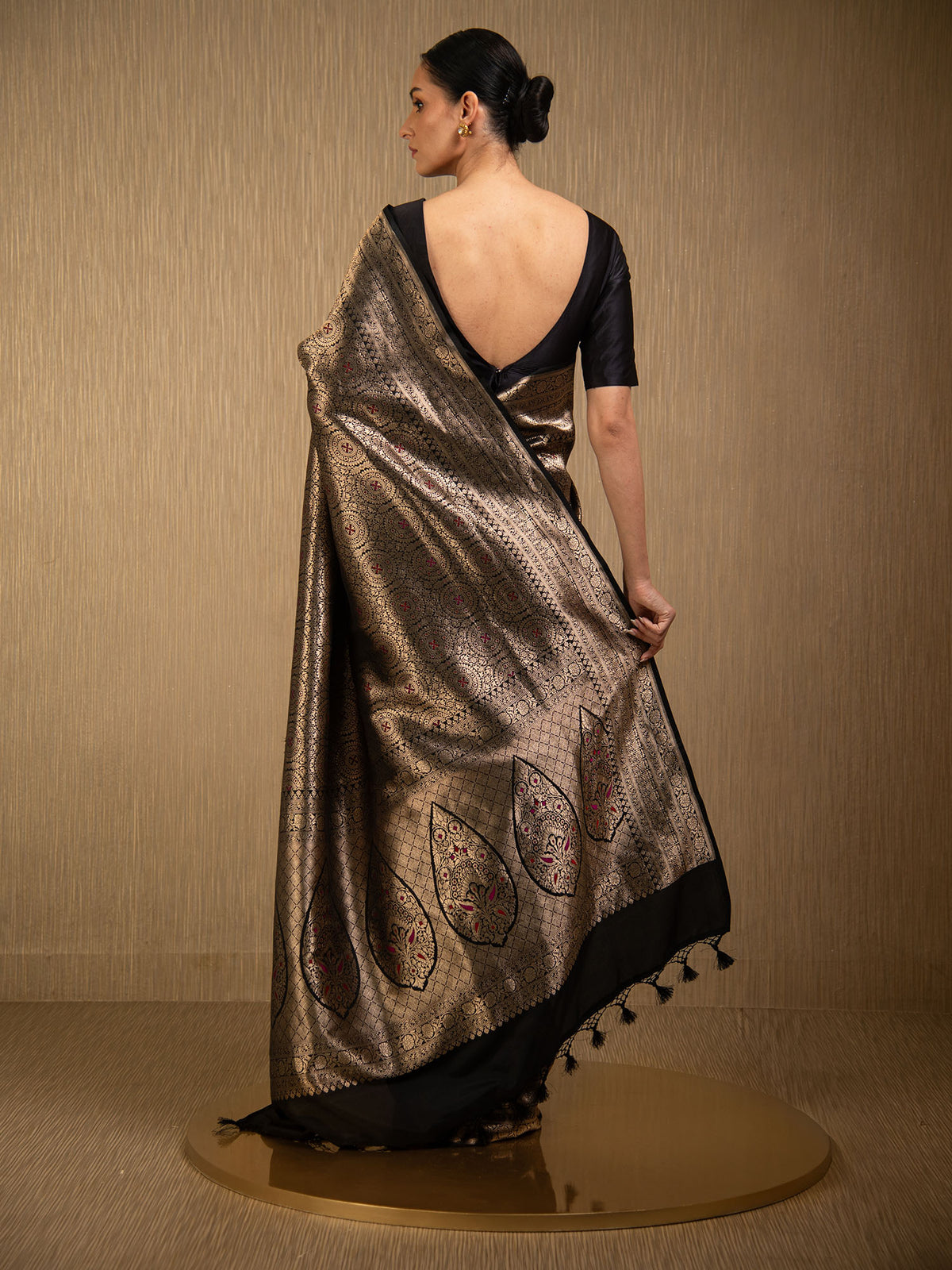 Black Meenakari Silk Brocade Handloom Banarasi Saree