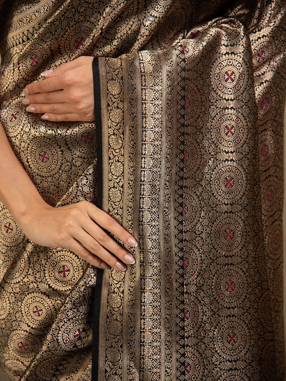 Black Meenakari Silk Brocade Handloom Banarasi Saree