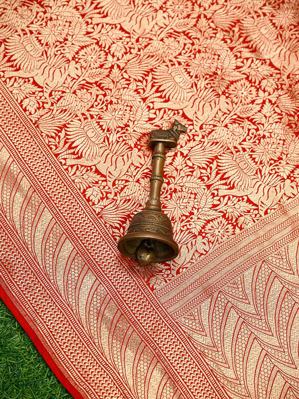 Red Silk Shikargah Brocade Handloom Banarasi Saree - Sacred Weaves
