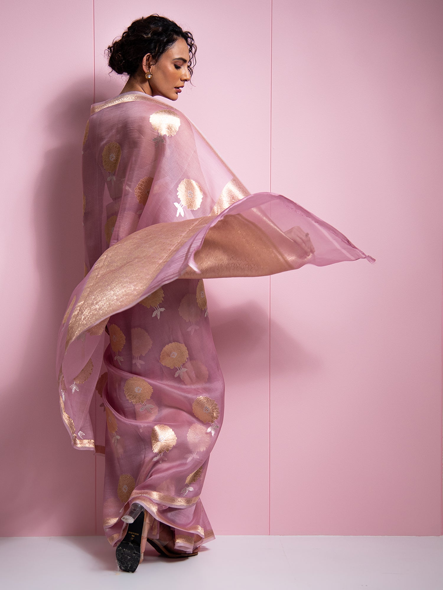 Pastel Pink Boota Organza Handloom Banarasi Saree - Sacred Weaves