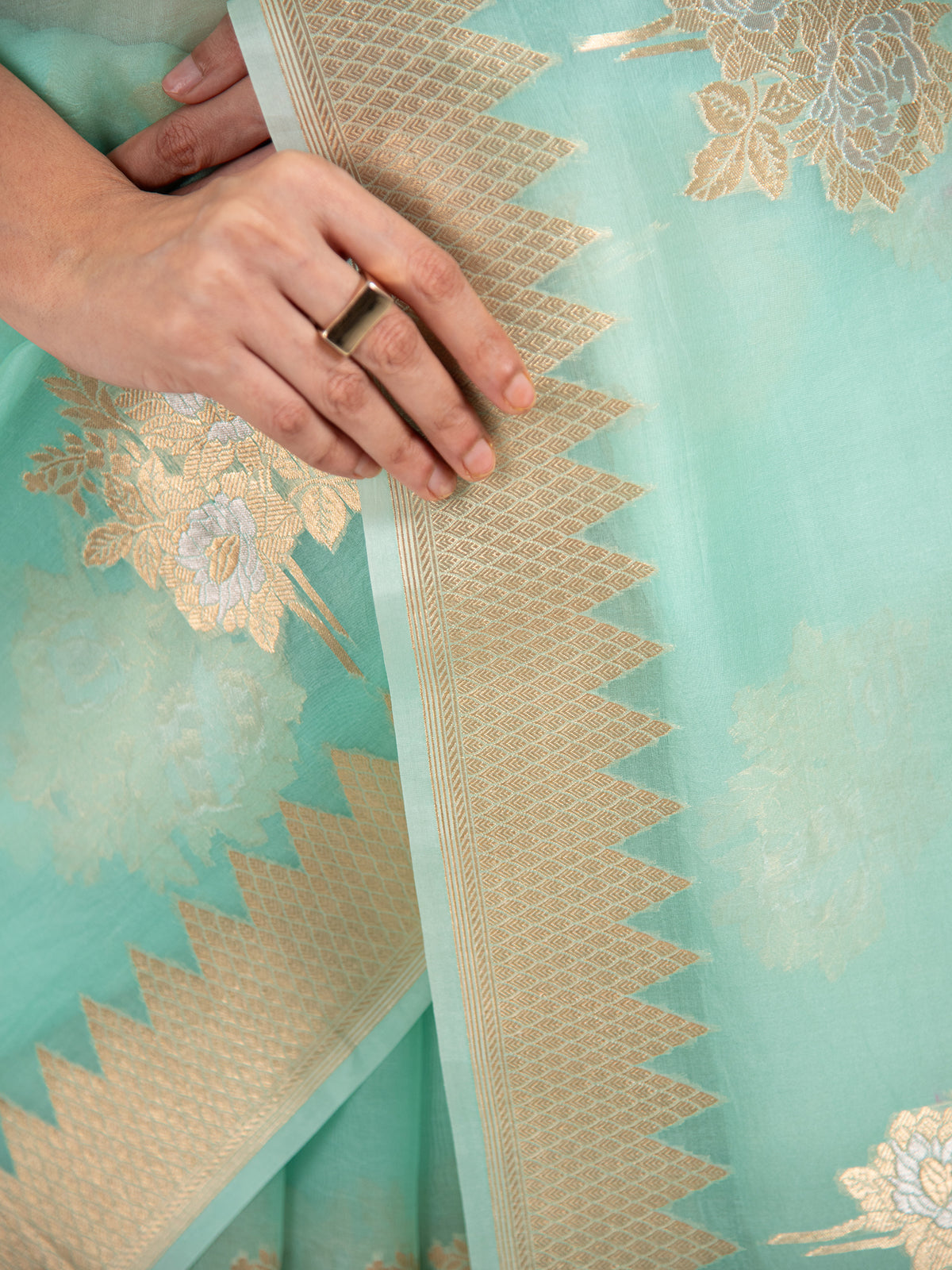 Aqua Green Boota Organza Handloom Banarasi Saree - Sacred Weaves