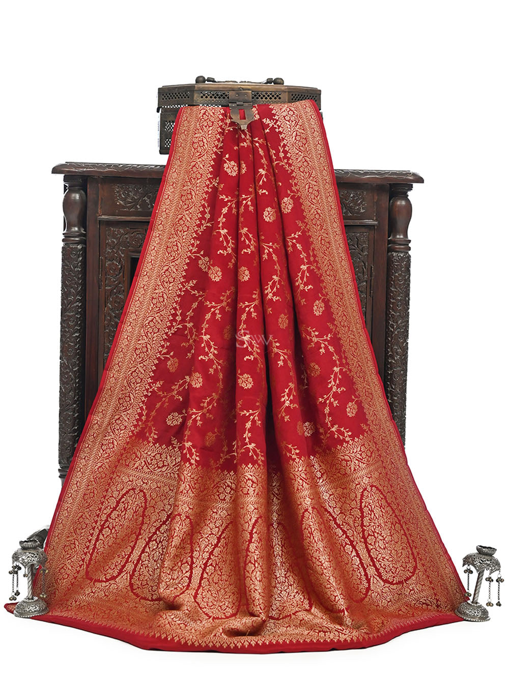 Dark Maroon Jaal Crepe Silk Handloom Banarasi Saree - Sacred Weaves