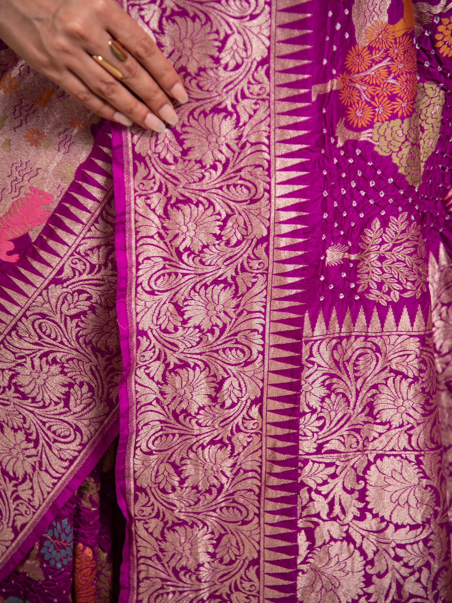 Dark Magenta Meenakari Bandhani Silk Handloom Banarasi Saree - Sacred Weaves