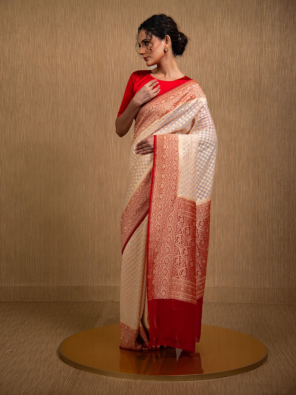 Light Beige Booti Khaddi Georgette Handloom Banarasi Saree