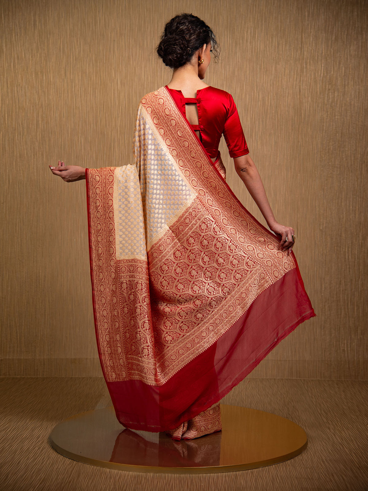 Light Beige Booti Khaddi Georgette Handloom Banarasi Saree