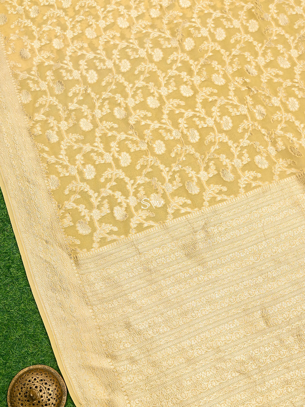 Pastel Yellow Jaal Khaddi Georgette Handloom Banarasi Saree - Sacred Weaves