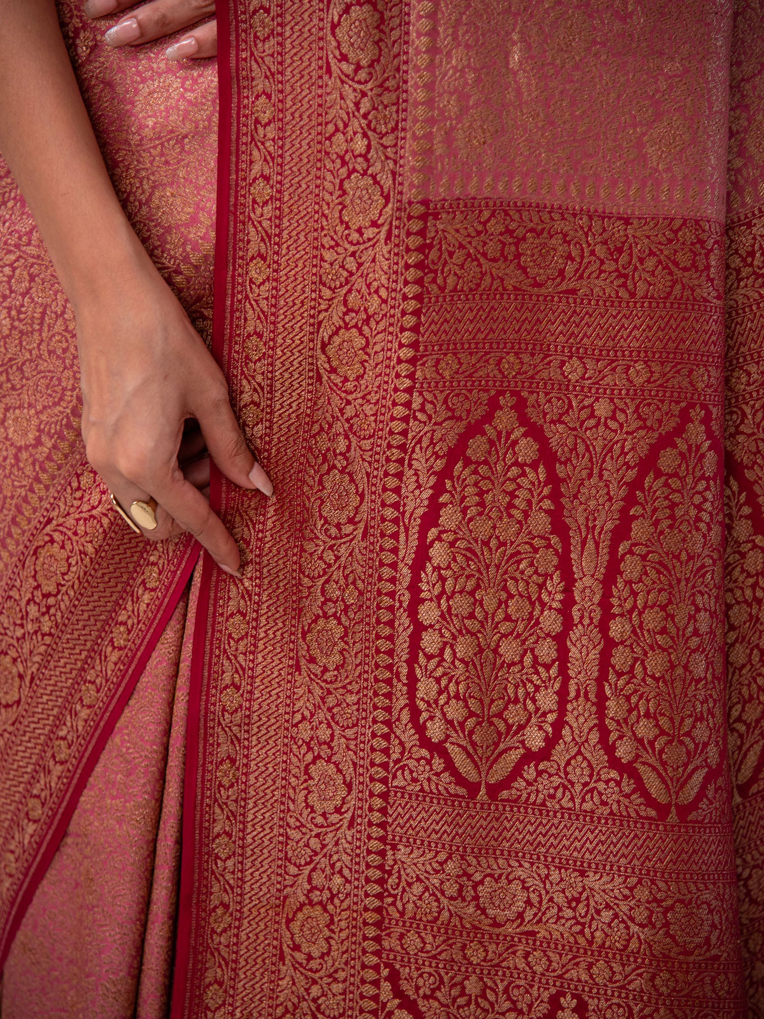 Dusky Pink Jaal Crepe Silk Handloom Banarasi Saree - Sacred Weaves