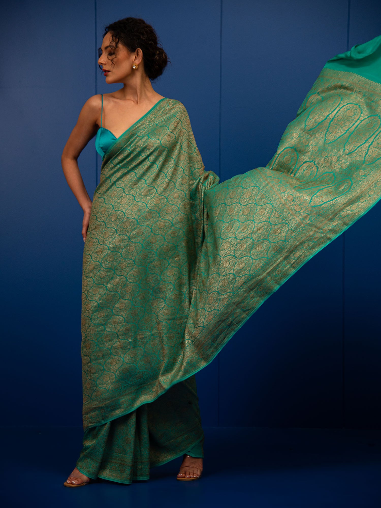 Teal Jaal Crepe Silk Handloom Banarasi Saree - Sacred Weaves