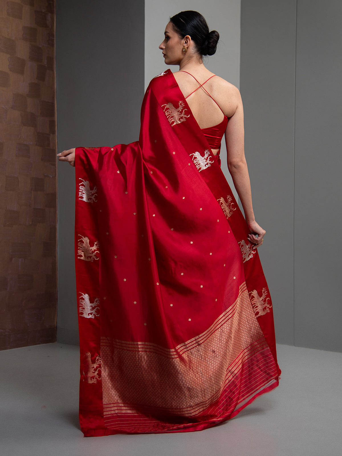 Red Booti Pure Silk Handloom Banarasi Saree