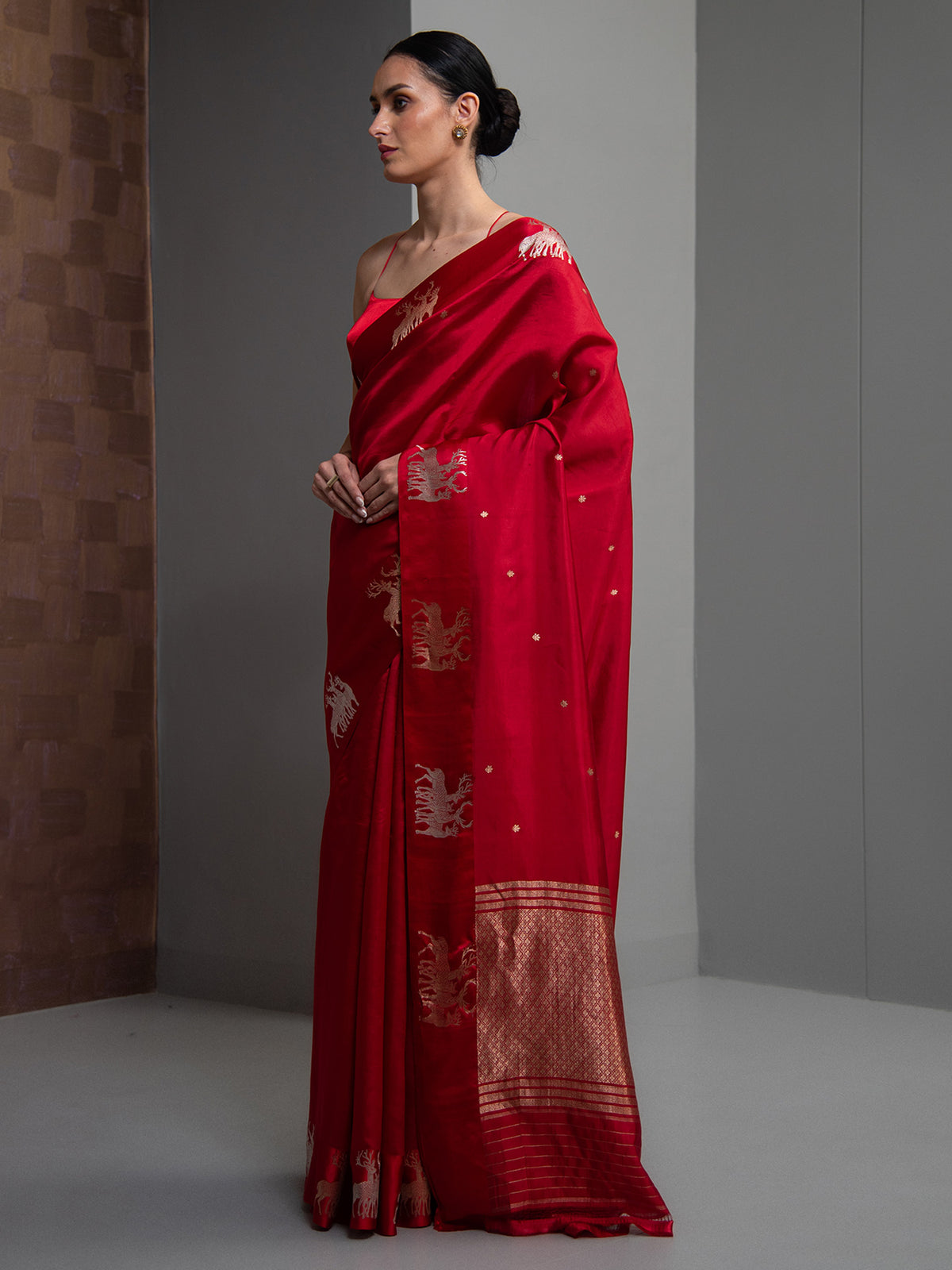 Red Booti Pure Silk Handloom Banarasi Saree