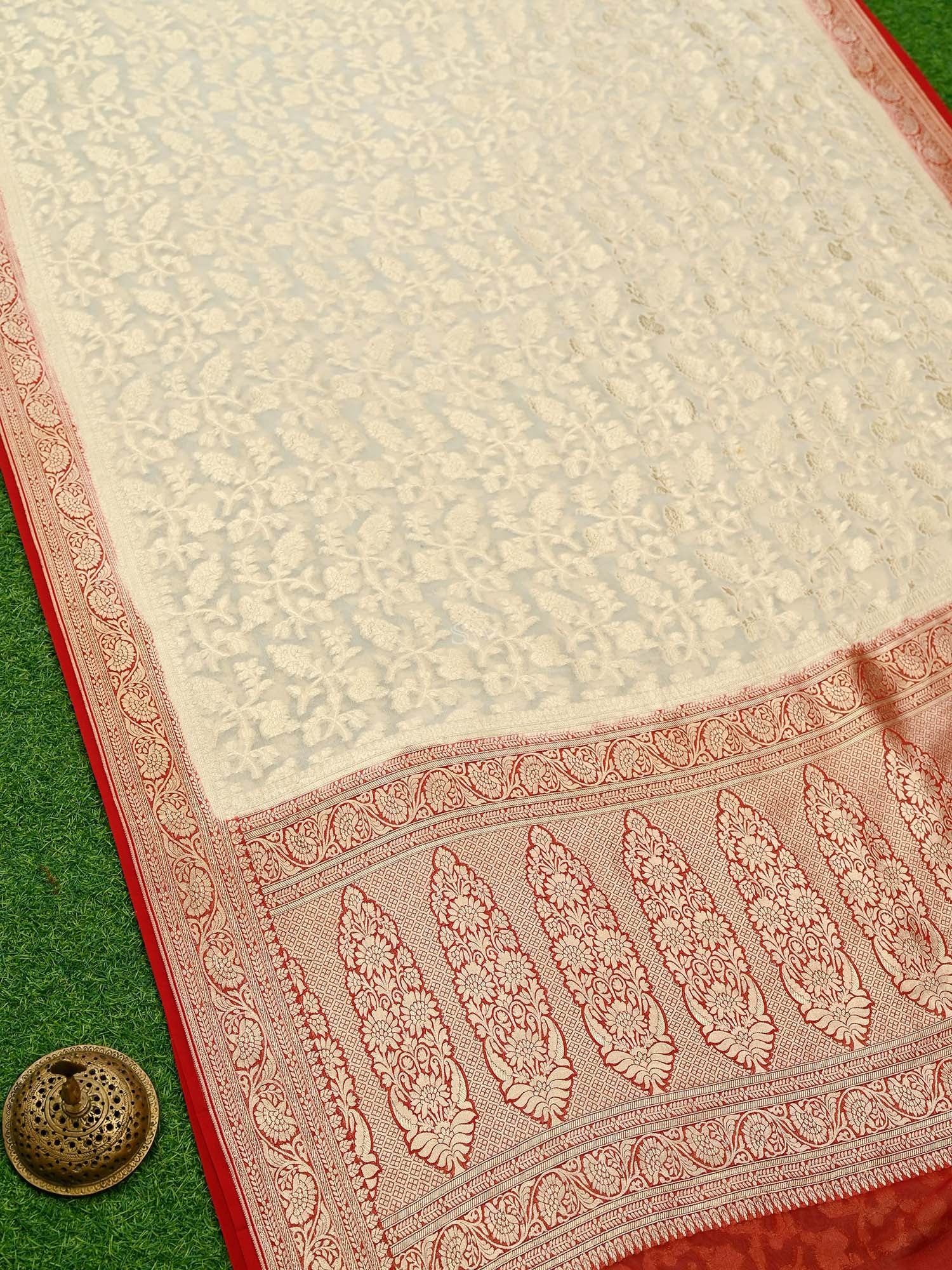 Beige Jaal Khaddi Georgette Handloom Banarasi Saree - Sacred Weaves