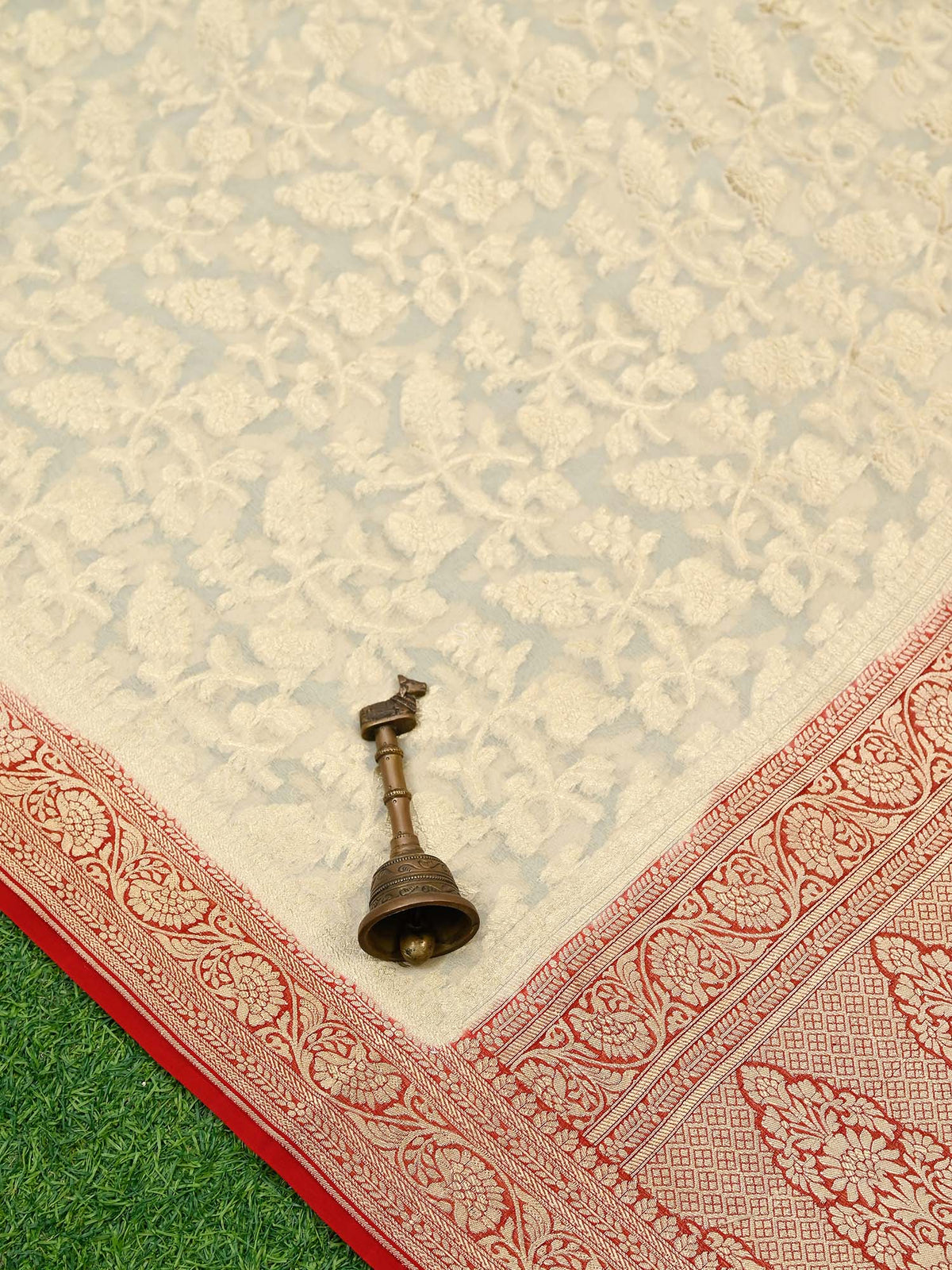 Beige Jaal Khaddi Georgette Handloom Banarasi Saree - Sacred Weaves
