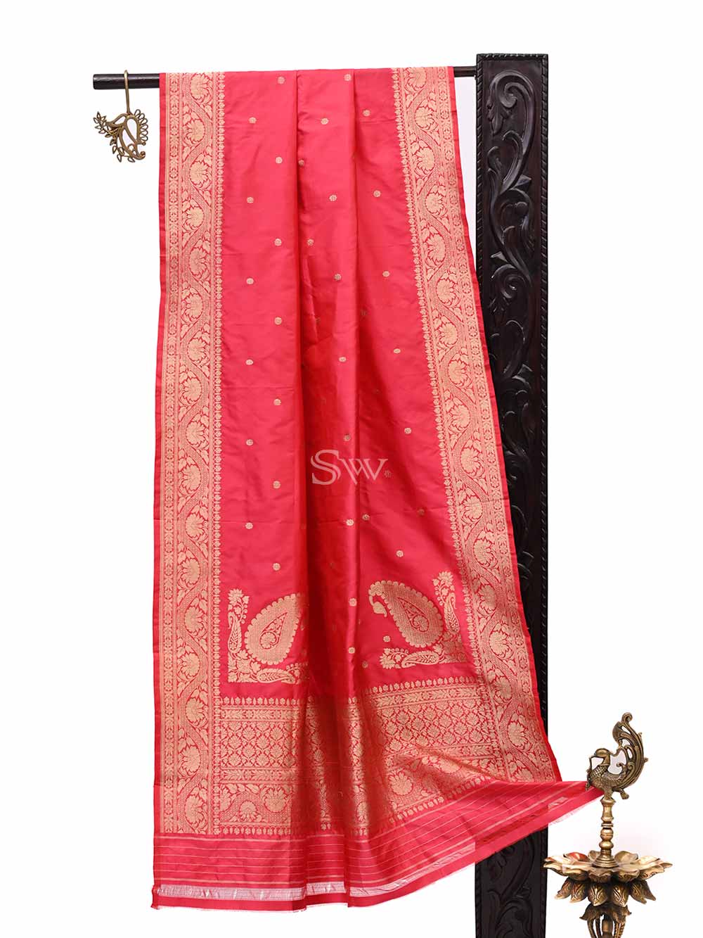 Pink Red Konia Katan Silk Handloom Banarasi Dupatta - Sacred Weaves