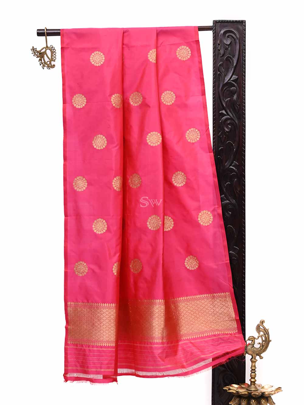 Pink Red Boota Katan Silk Handloom Banarasi Dupatta - Sacred Weaves