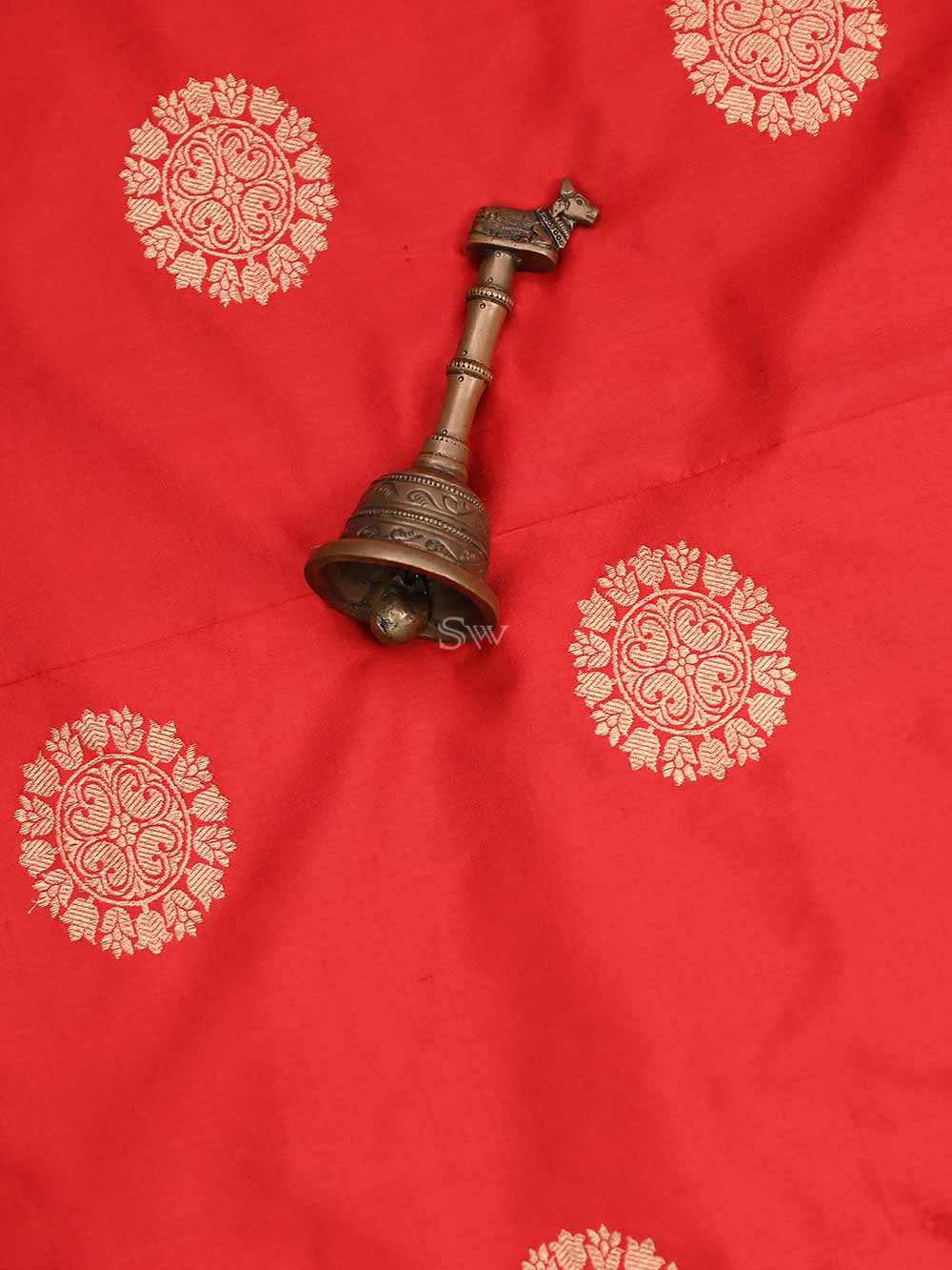 Red Boota Katan Silk Handloom Banarasi Dupatta - Sacred Weaves
