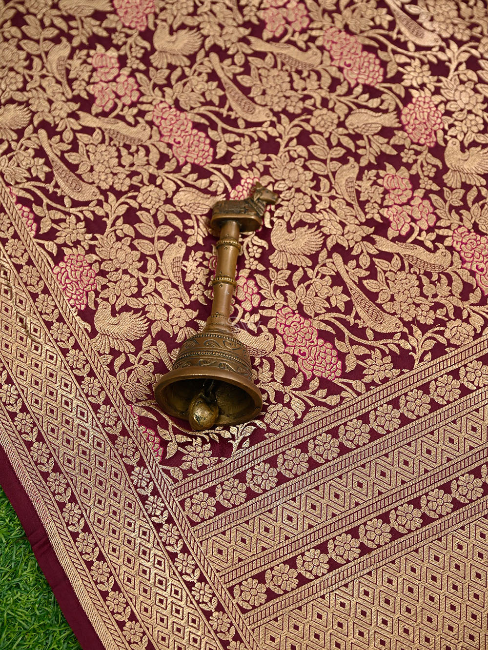 Brown Meenakari Silk Brocade Handloom Banarasi Saree