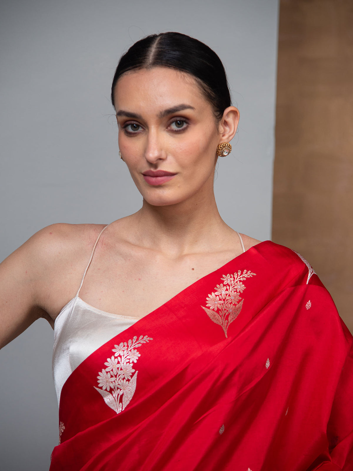 Red Booti Pure Silk Handloom Banarasi Saree