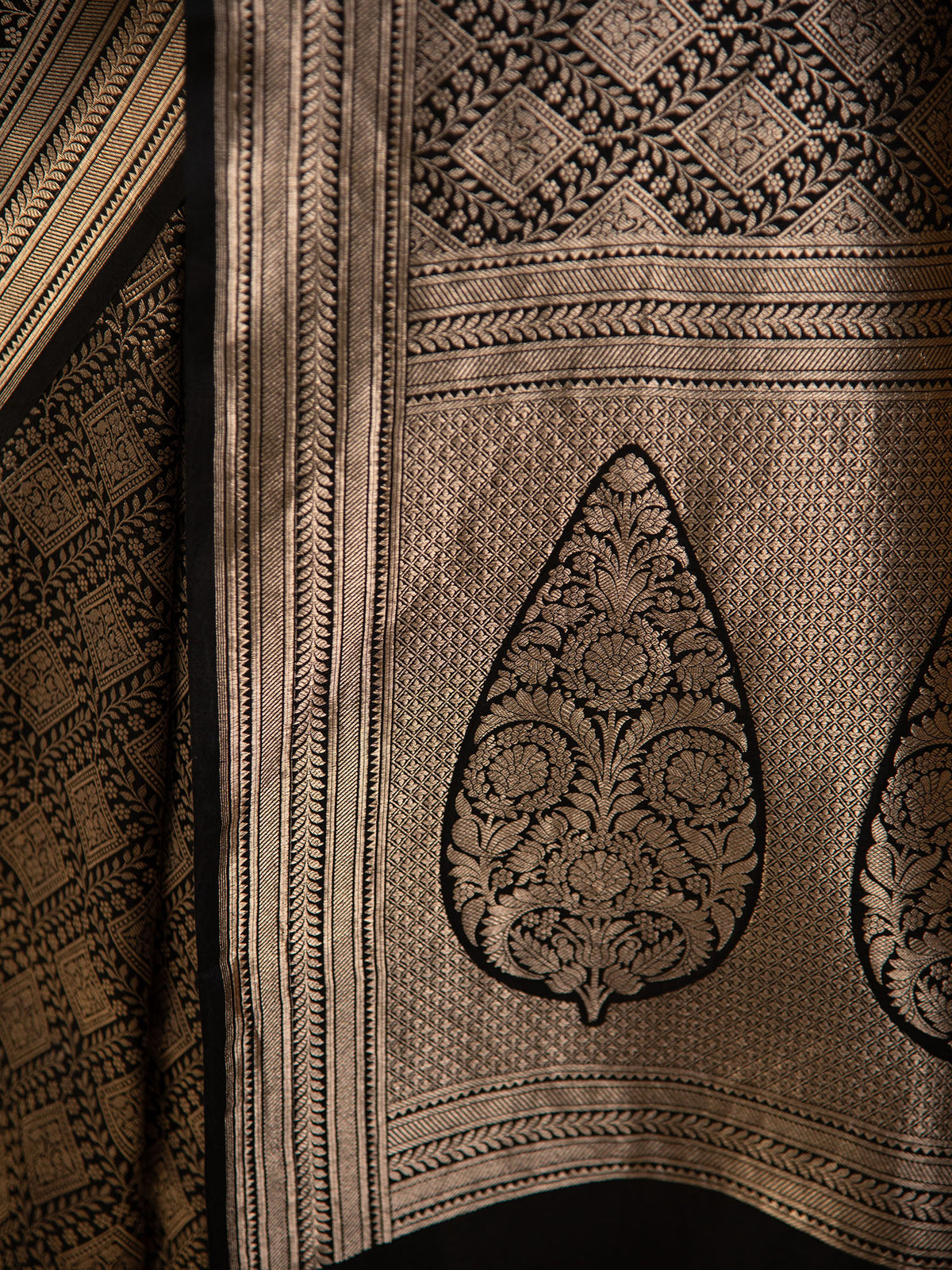 Black Silk Brocade Handloom Banarasi Saree