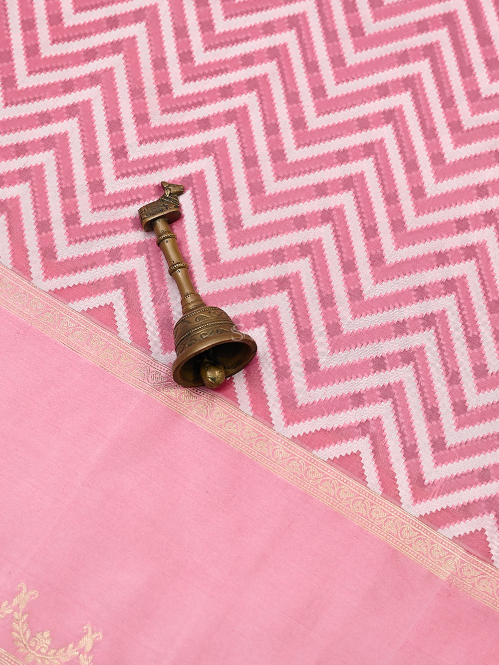 Pastel Pink Organza Handloom Banarasi Saree - Sacred Weaves