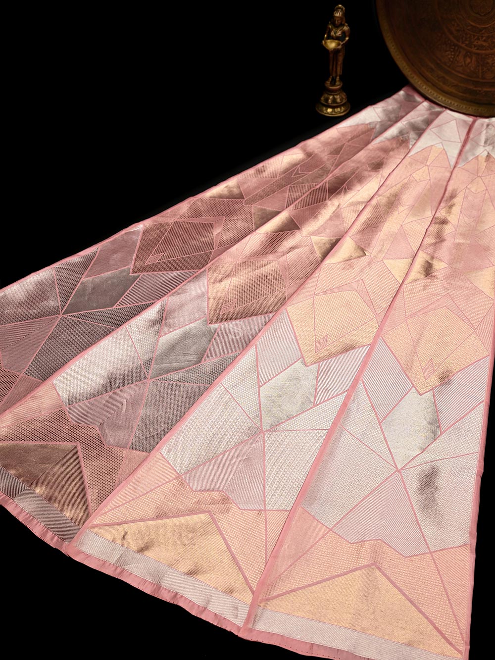 Pink Silk Handloom Banarasi Lehenga
