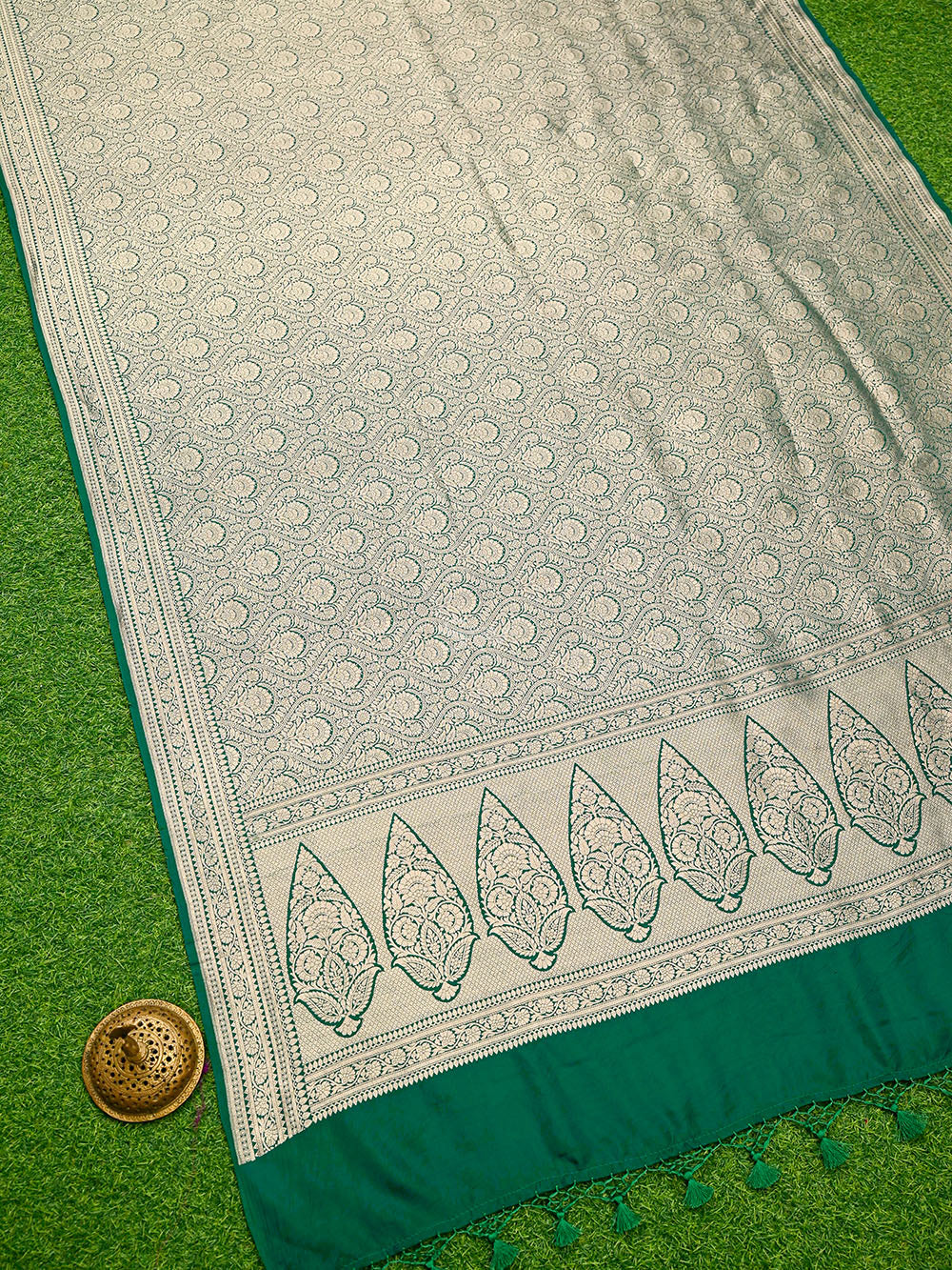 Dark Green Silk Brocade Handloom Banarasi Saree