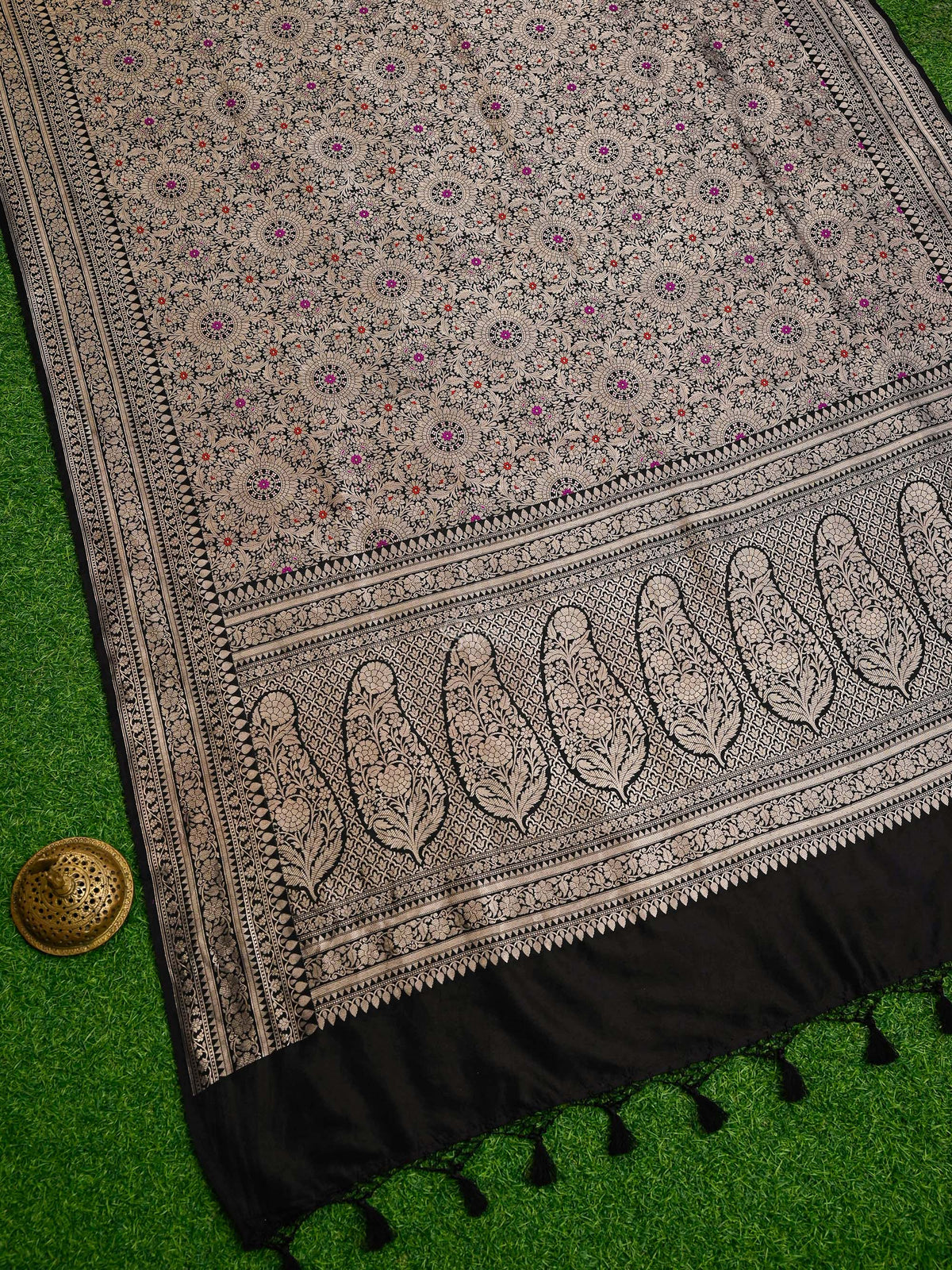 Black Meenakari Silk Brocade Handloom Banarasi Saree