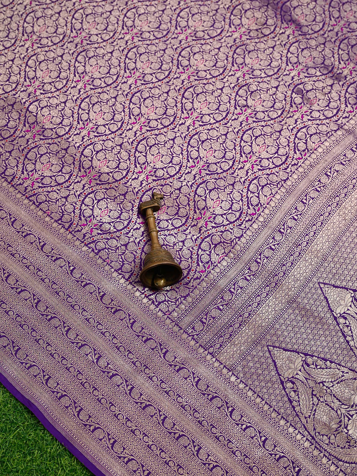 Purple Meenakari Silk Brocade Handloom Banarasi Saree