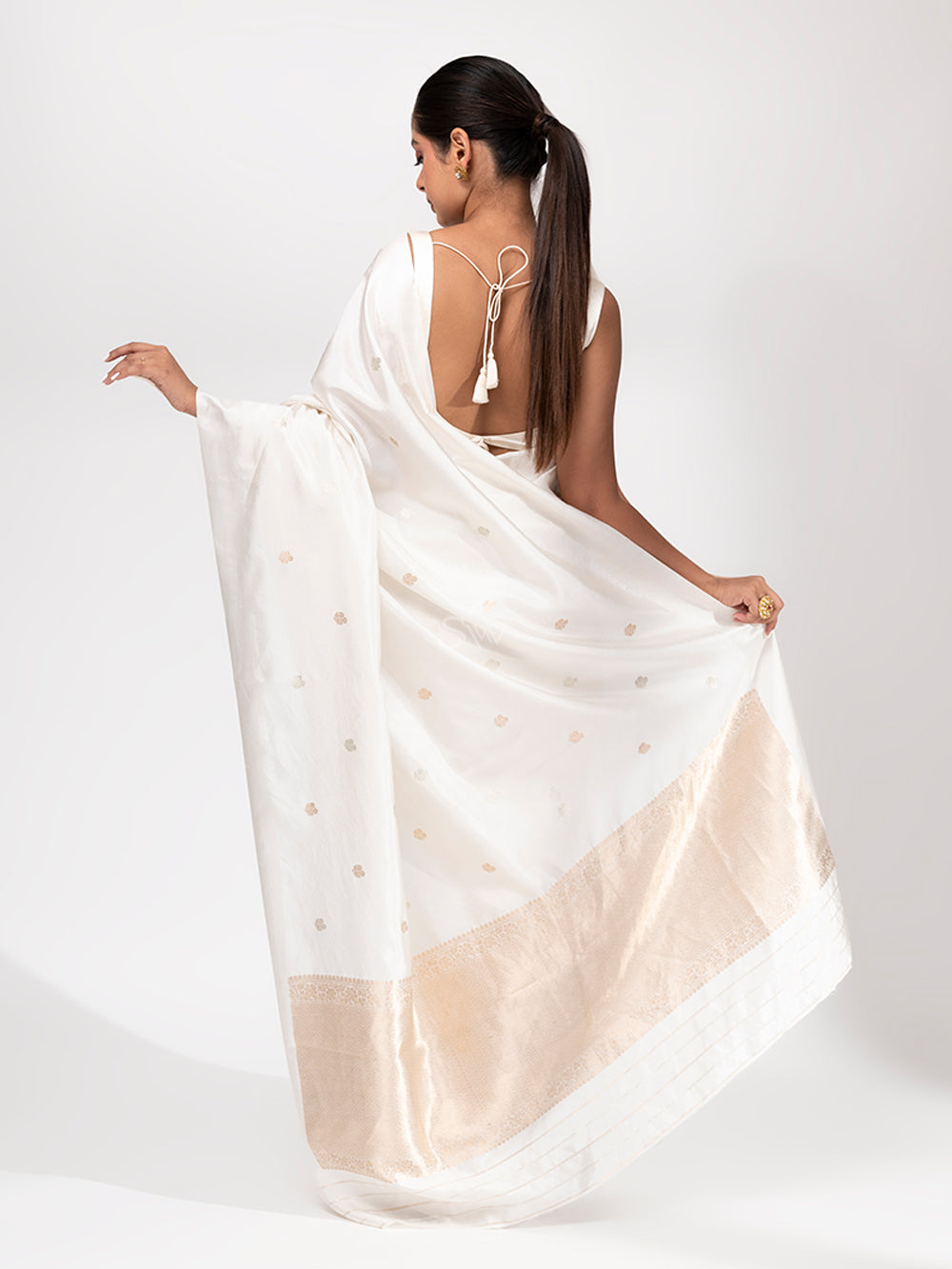 White Summer Silk Handloom Banarasi Saree - Sacred Weaves